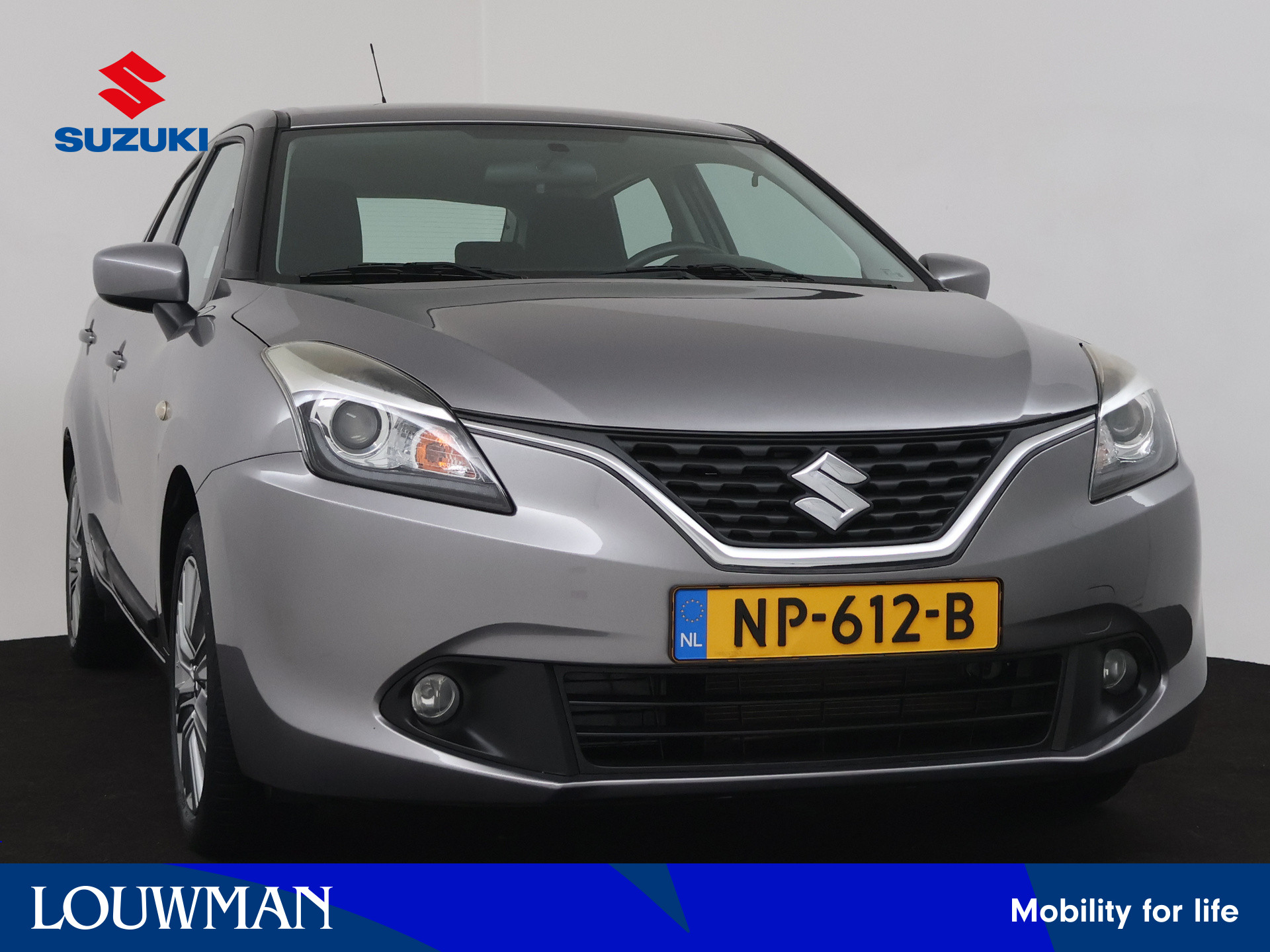 Suzuki Baleno 1.2 Dynamic | Apple Carplay / Android Auto (Navigatie) | Navigatie | Stoelverwarming vóór | Trekhaak | Cruise Control |