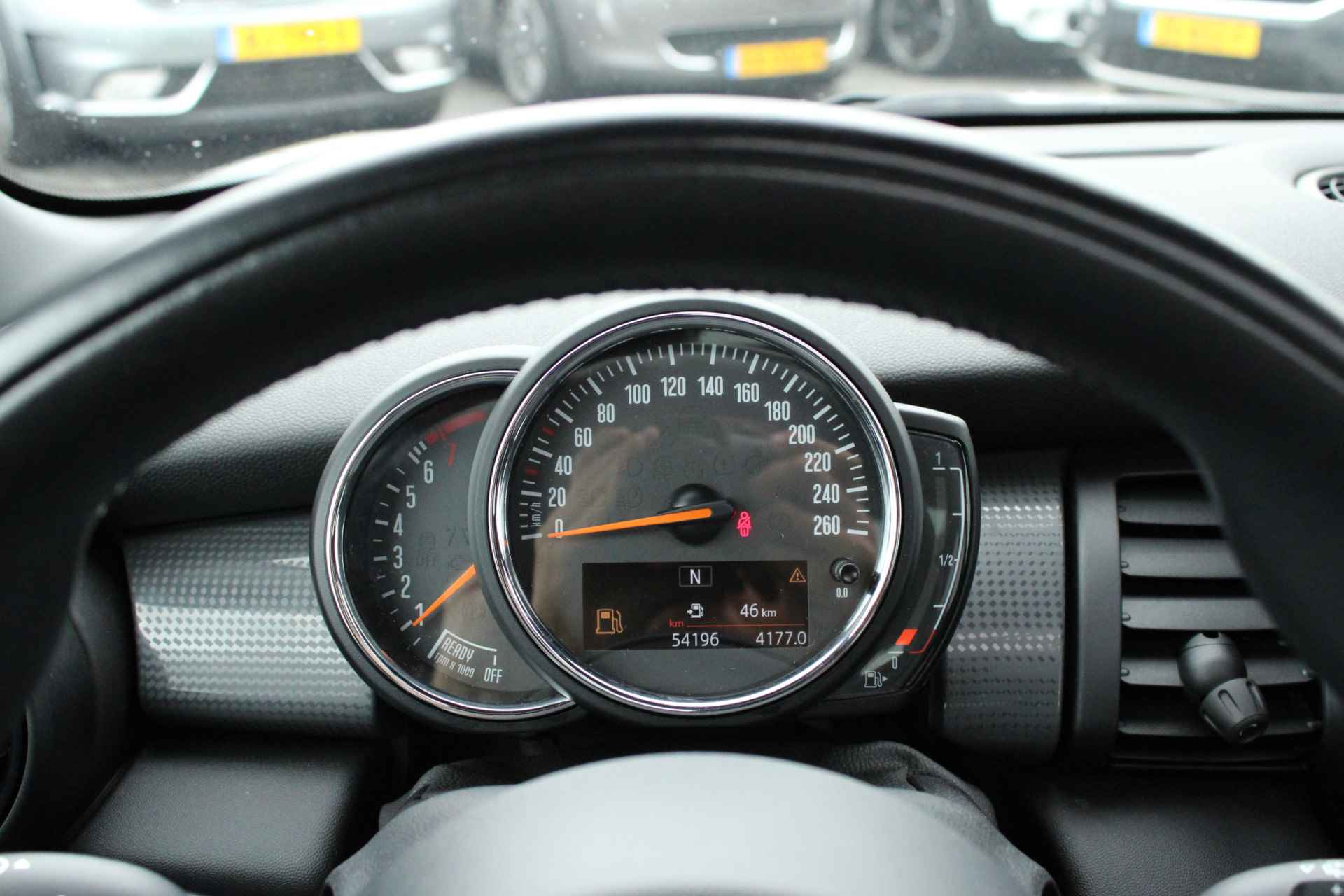 MINI Mini 1.5 Cooper Business Edition NL AUTO | PANO | S UITGEVOERD | NAVI | - 25/31