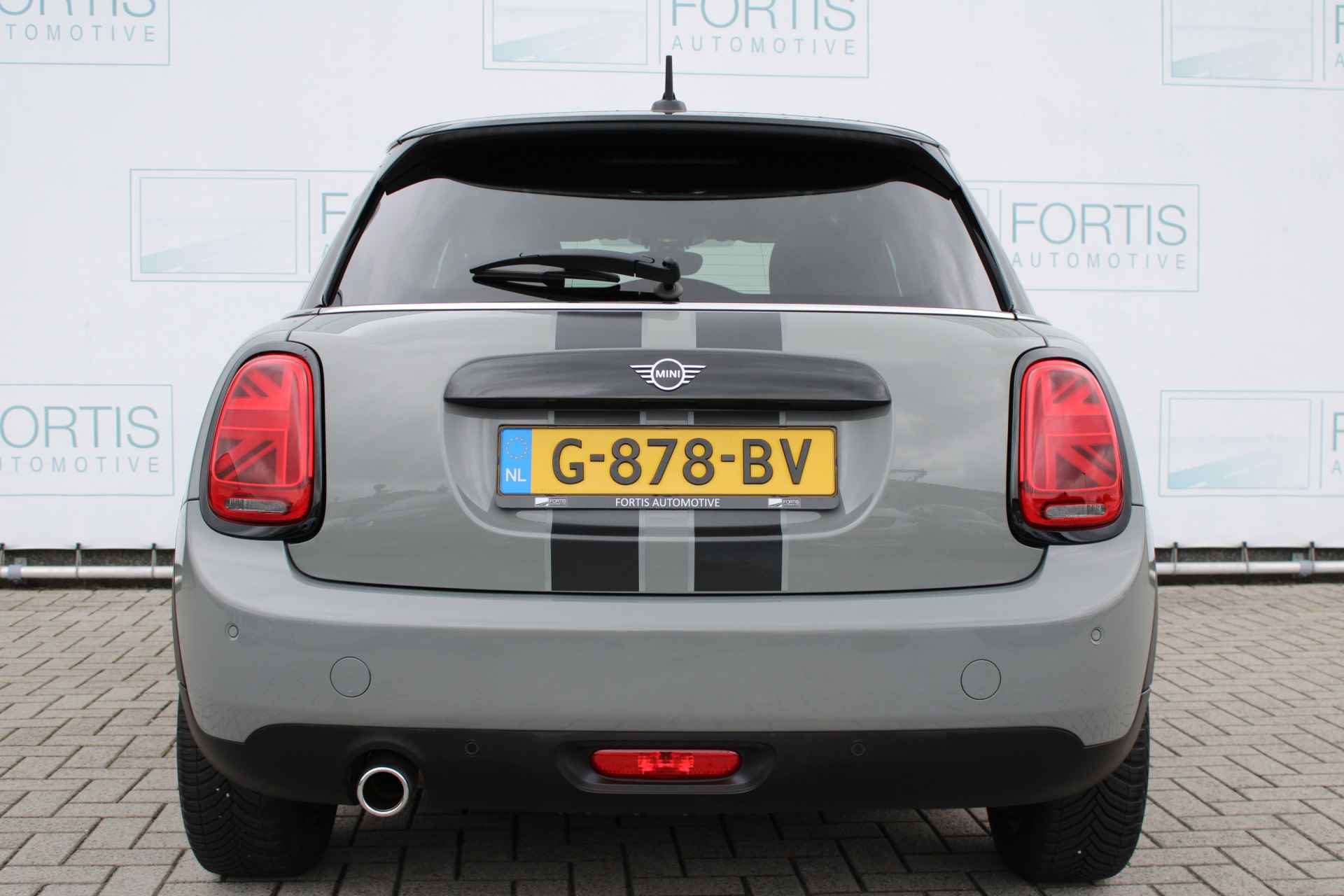 MINI Mini 1.5 Cooper Business Edition NL AUTO | PANO | S UITGEVOERD | NAVI | - 29/31