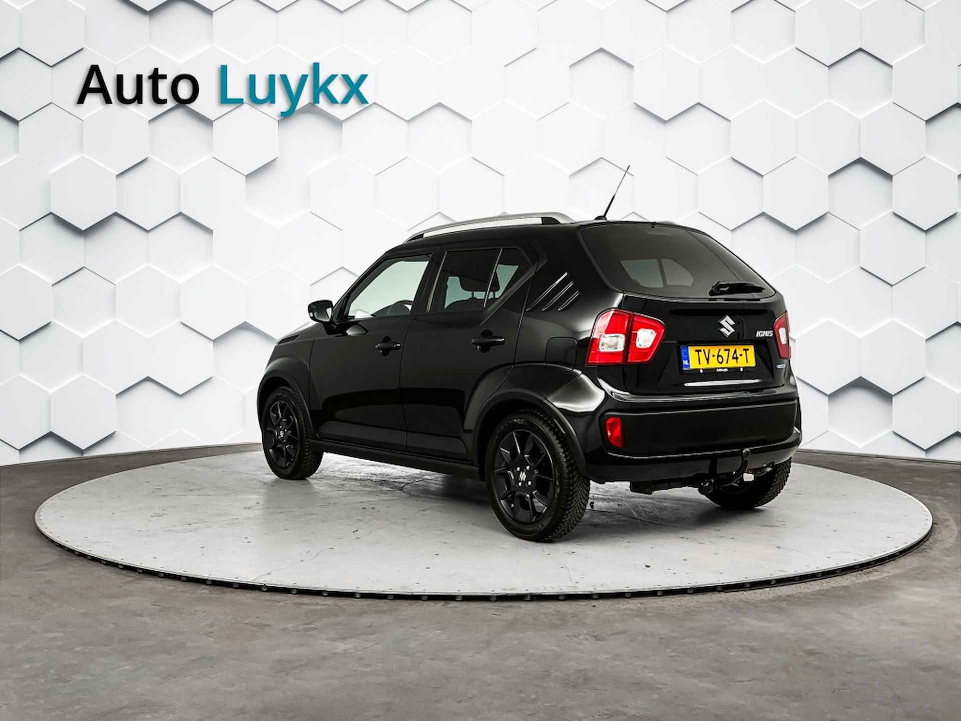 Suzuki Ignis 1.2 Stijl Smart Hybrid | Navigatie | Trekhaak | Allseason Banden - 3/39