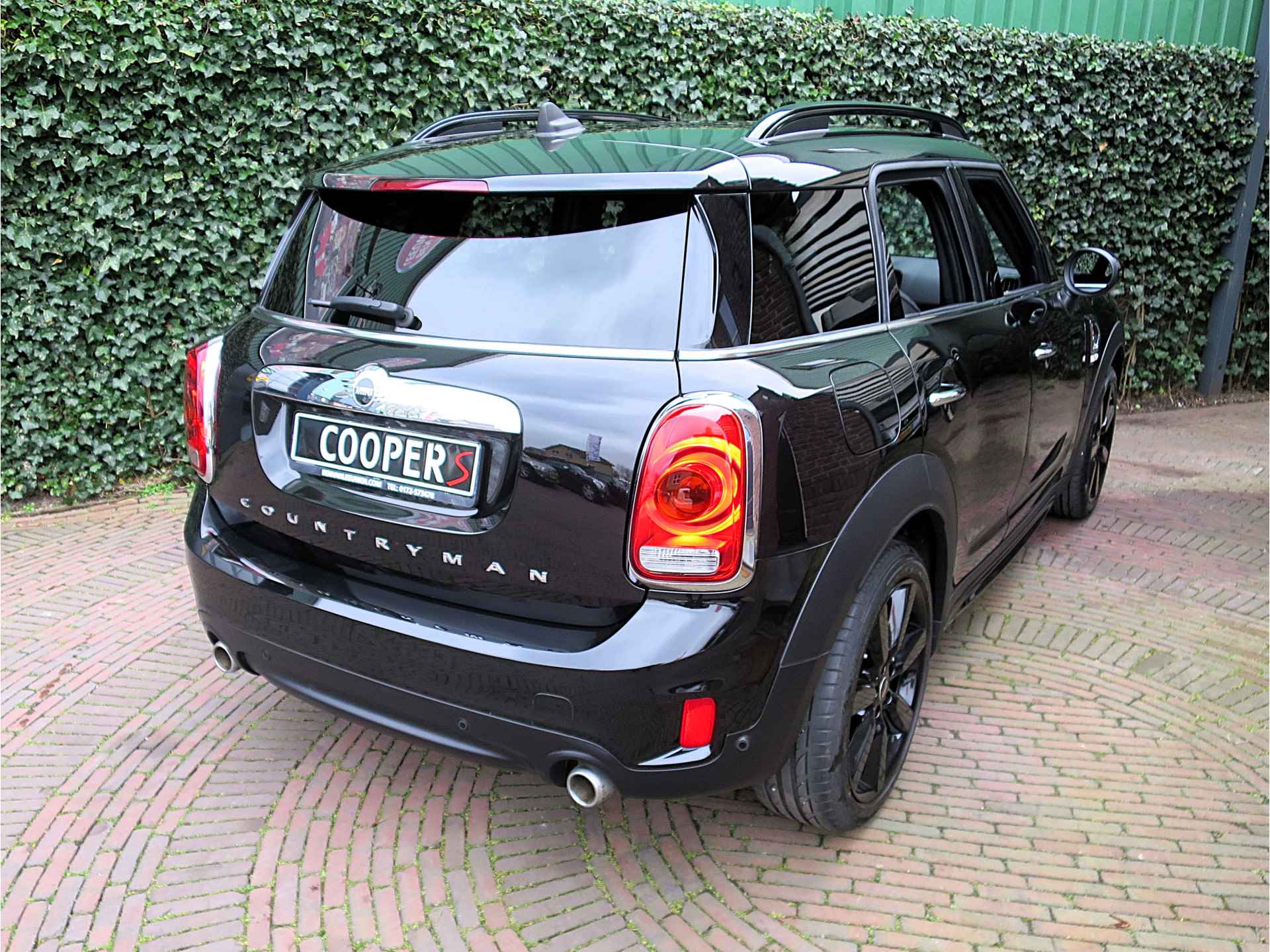 MINI Countryman 2.0 Cooper S Chili F60 aut. met Pano.dak, Leer, HK audio, Apple CarPlay & 19" - 2/52