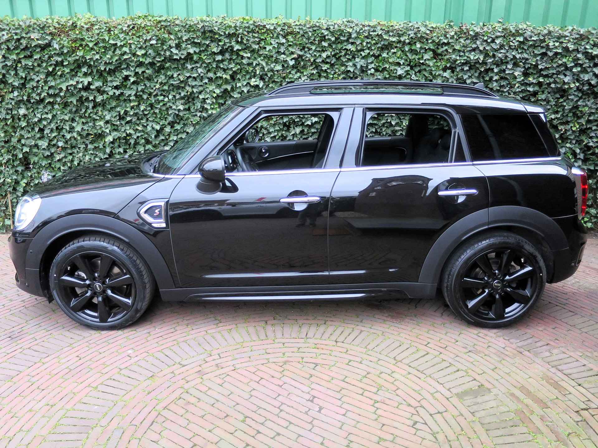 MINI Countryman 2.0 Cooper S Chili F60 aut. met Pano.dak, Leer, HK audio, Apple CarPlay & 19" - 8/52