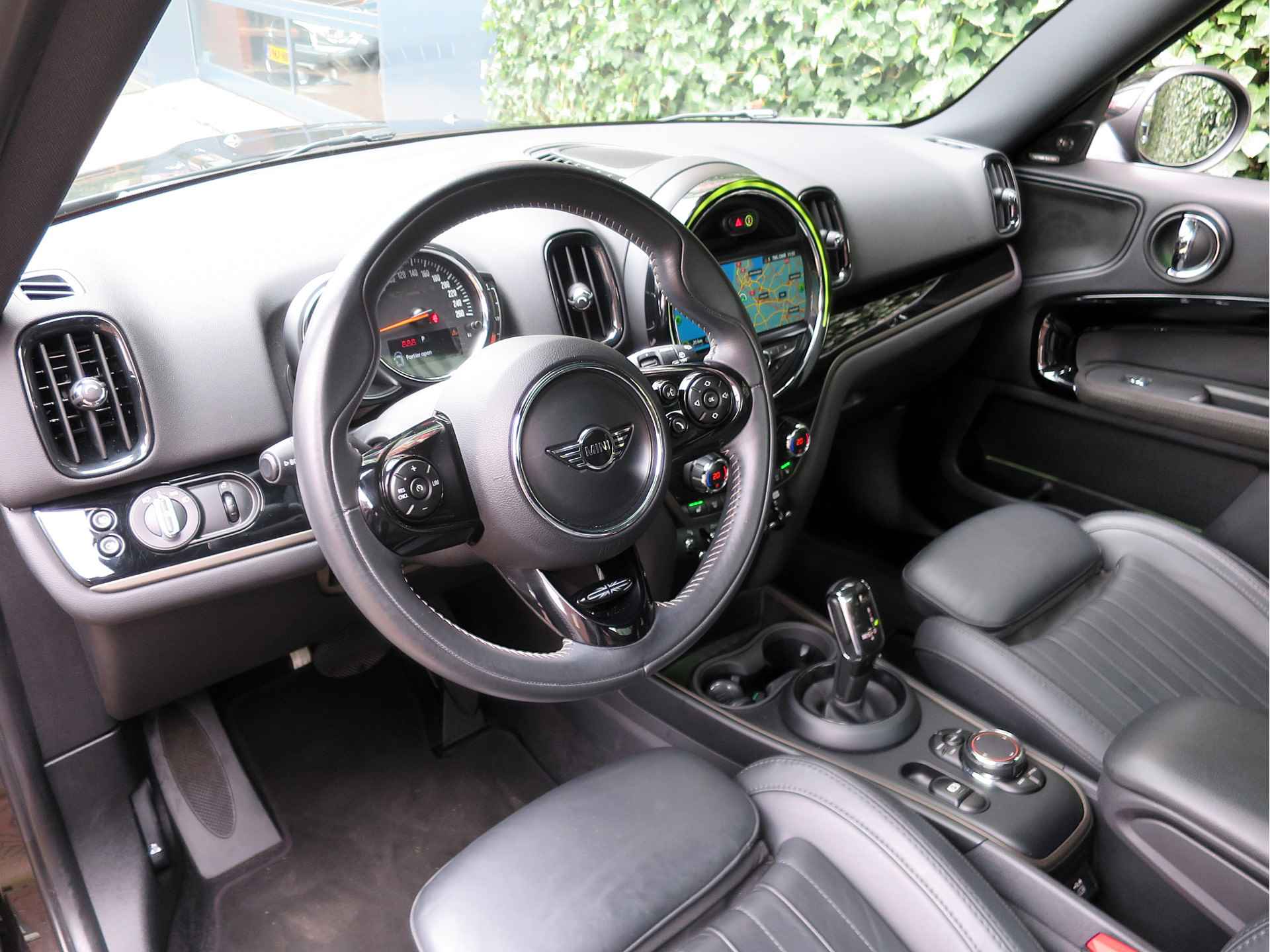 MINI Countryman 2.0 Cooper S Chili F60 aut. met Pano.dak, Leer, HK audio, Apple CarPlay & 19" - 11/52