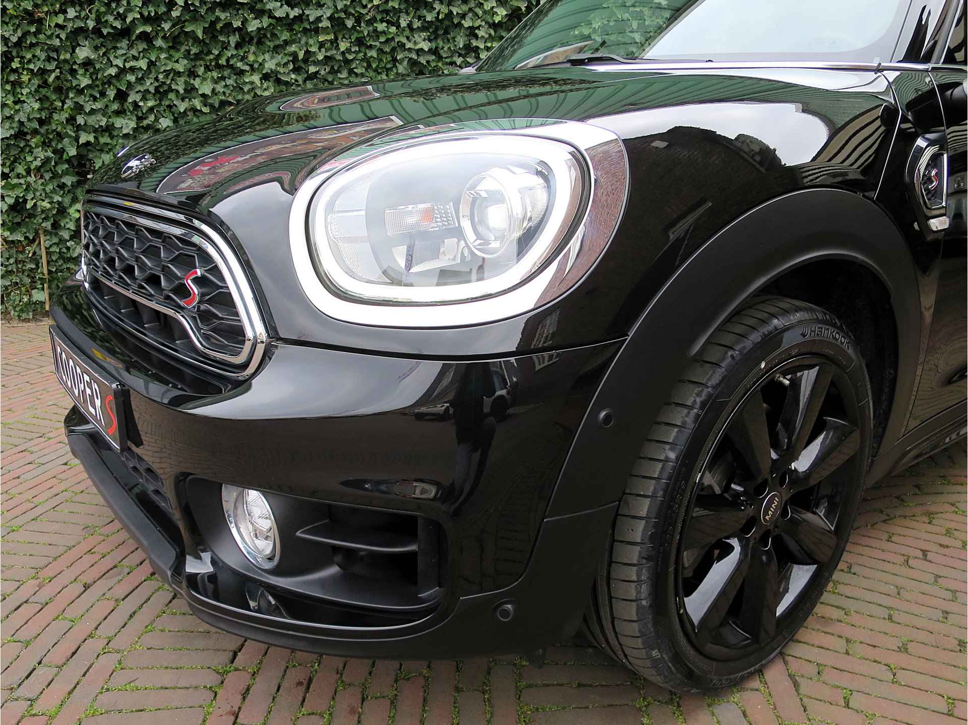 MINI Countryman 2.0 Cooper S Chili F60 aut. met Pano.dak, Leer, HK audio, Apple CarPlay & 19" - 26/52