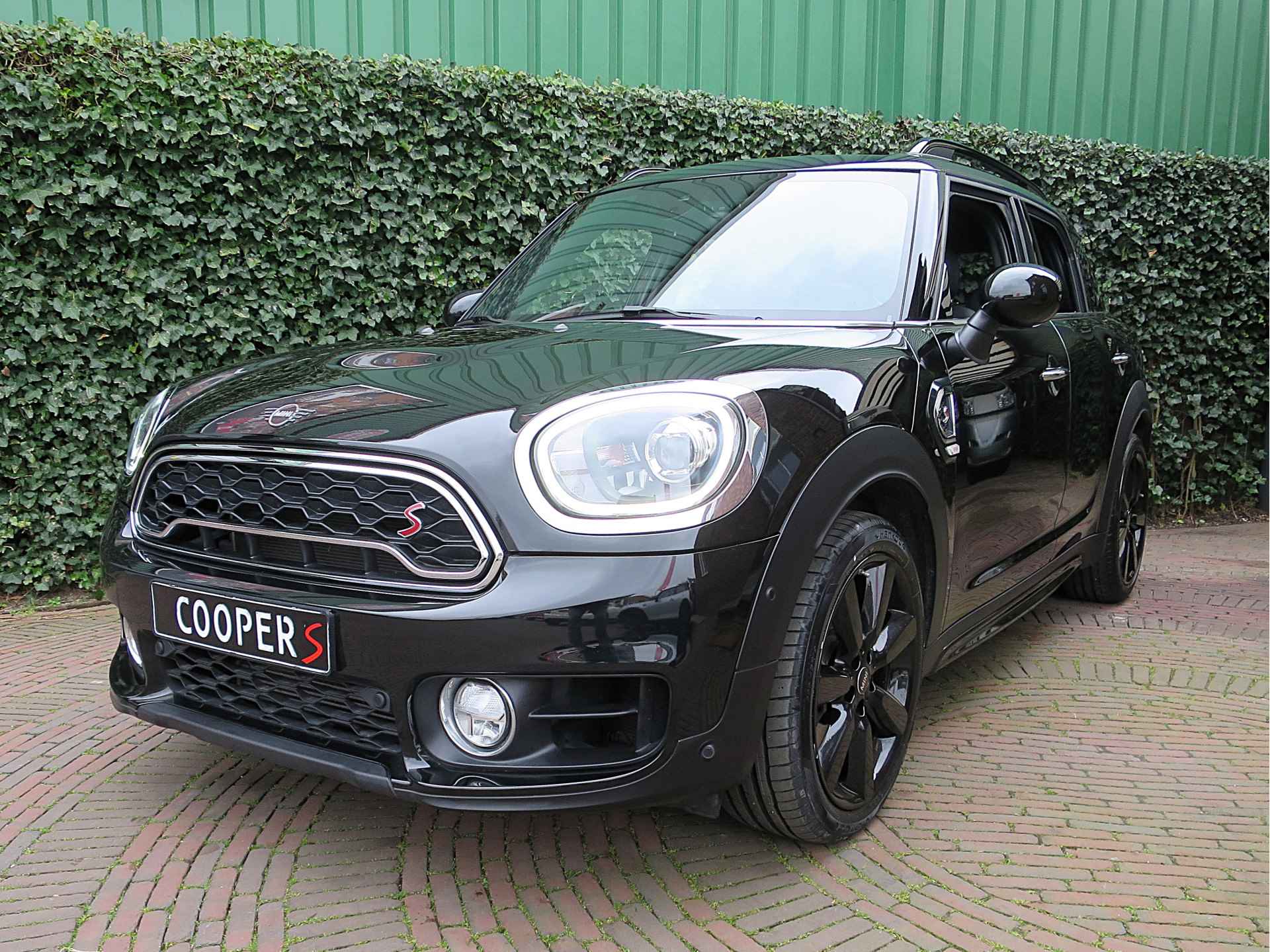 MINI Countryman 2.0 Cooper S Chili F60 aut. met Pano.dak, Leer, HK audio, Apple CarPlay & 19" - 31/52