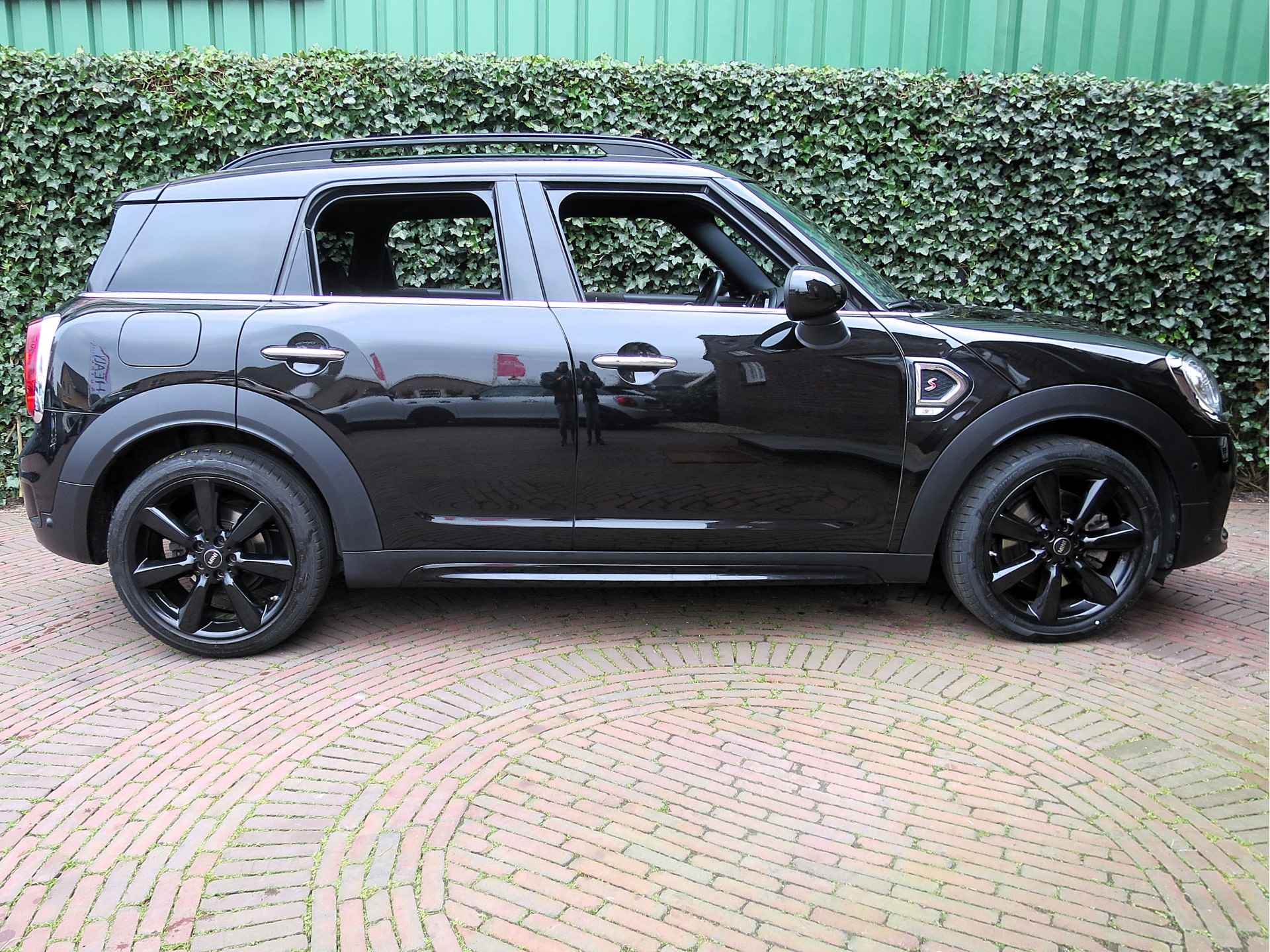 MINI Countryman 2.0 Cooper S Chili F60 aut. met Pano.dak, Leer, HK audio, Apple CarPlay & 19" - 35/52