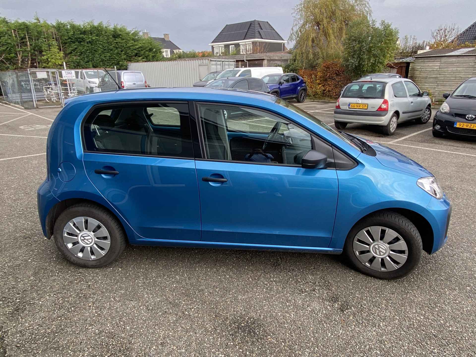 Volkswagen up! 1.0 BMT take up! - 10/24