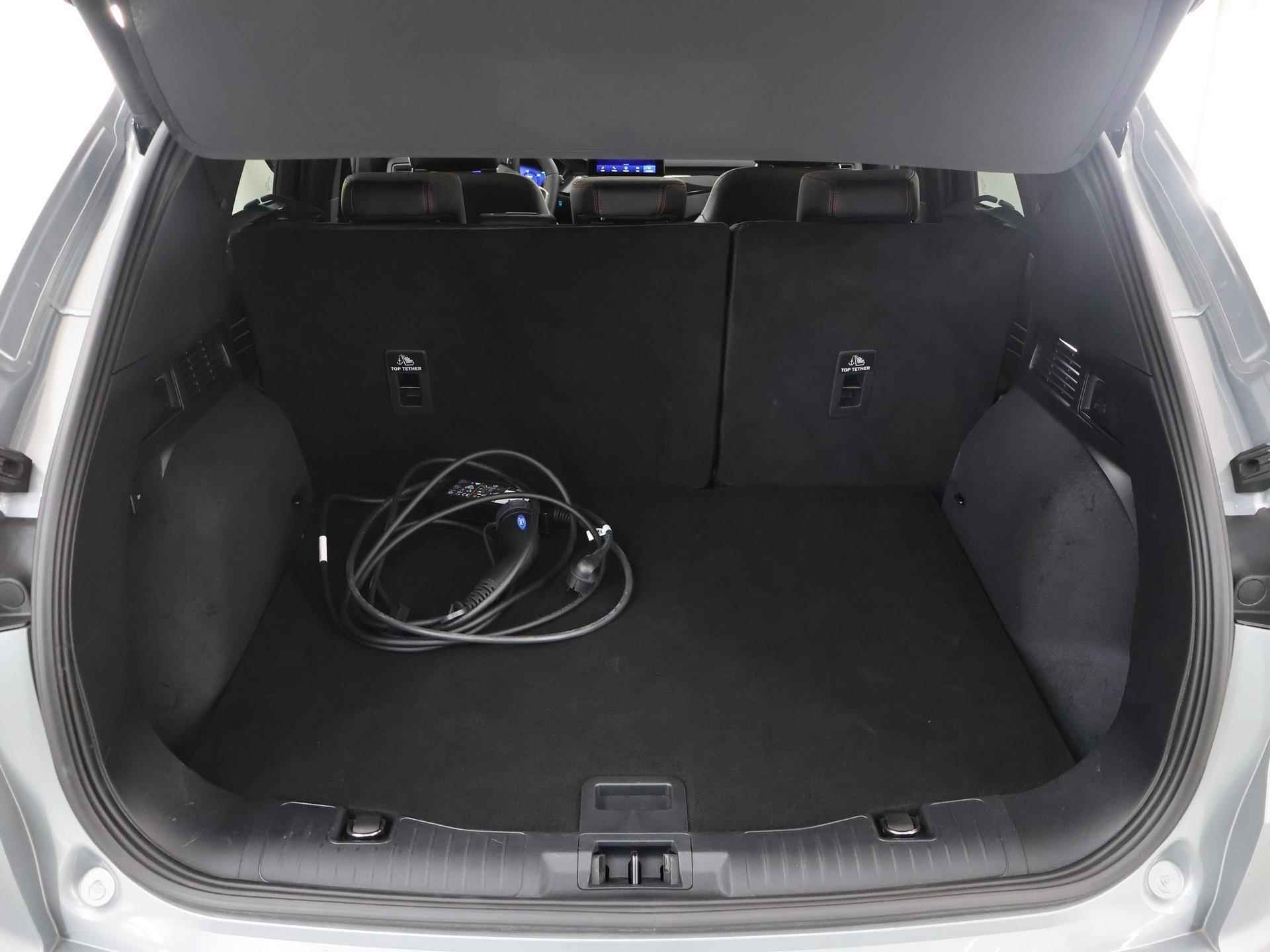 Ford Kuga 2.5 PHEV ST-Line X | Panoramadak | Adaptive Cruise Control | Adaptive LED koplampen | Winterpack | - 40/45