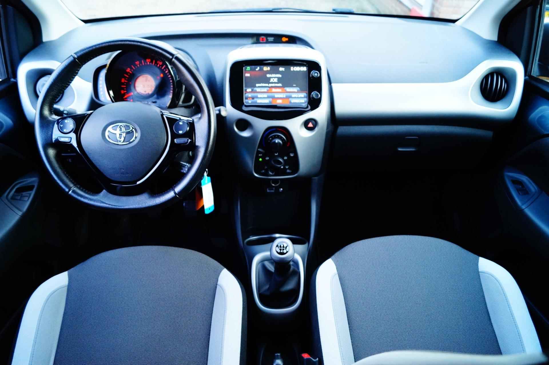 Toyota Aygo 1.0 VVT-i Achtercamera Media/Bluetooth - 8/19