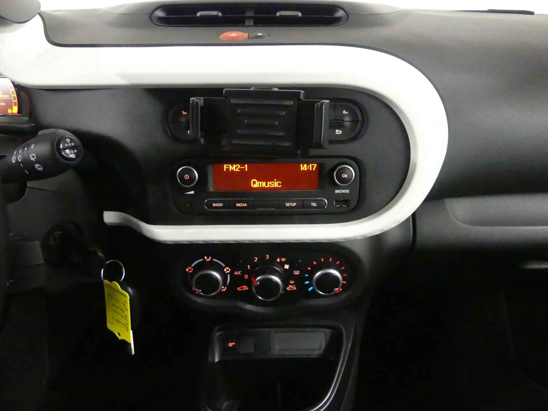 Renault Twingo SCe 70 Collection | Airco | Radio Connect R&Go | Bluetooth - 19/27