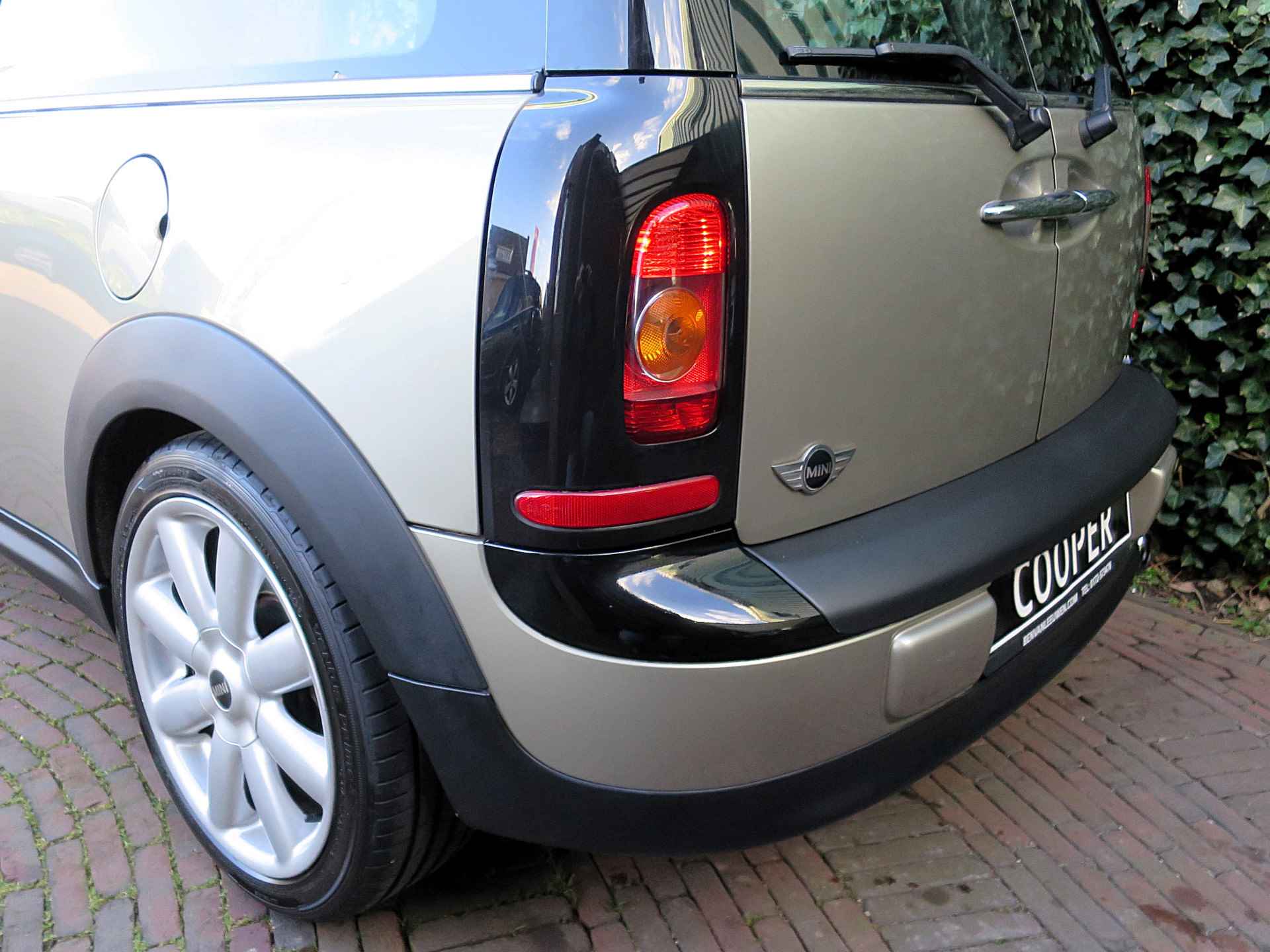 MINI Clubman 1.6 Cooper Pepper R55 NL-auto, 2de eig. airco, 17" en Youngtimer! - 27/41