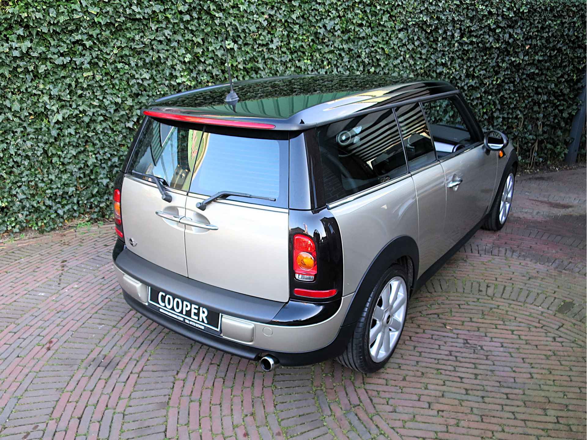 MINI Clubman 1.6 Cooper Pepper R55 NL-auto, 2de eig. airco, 17" en Youngtimer! - 41/41