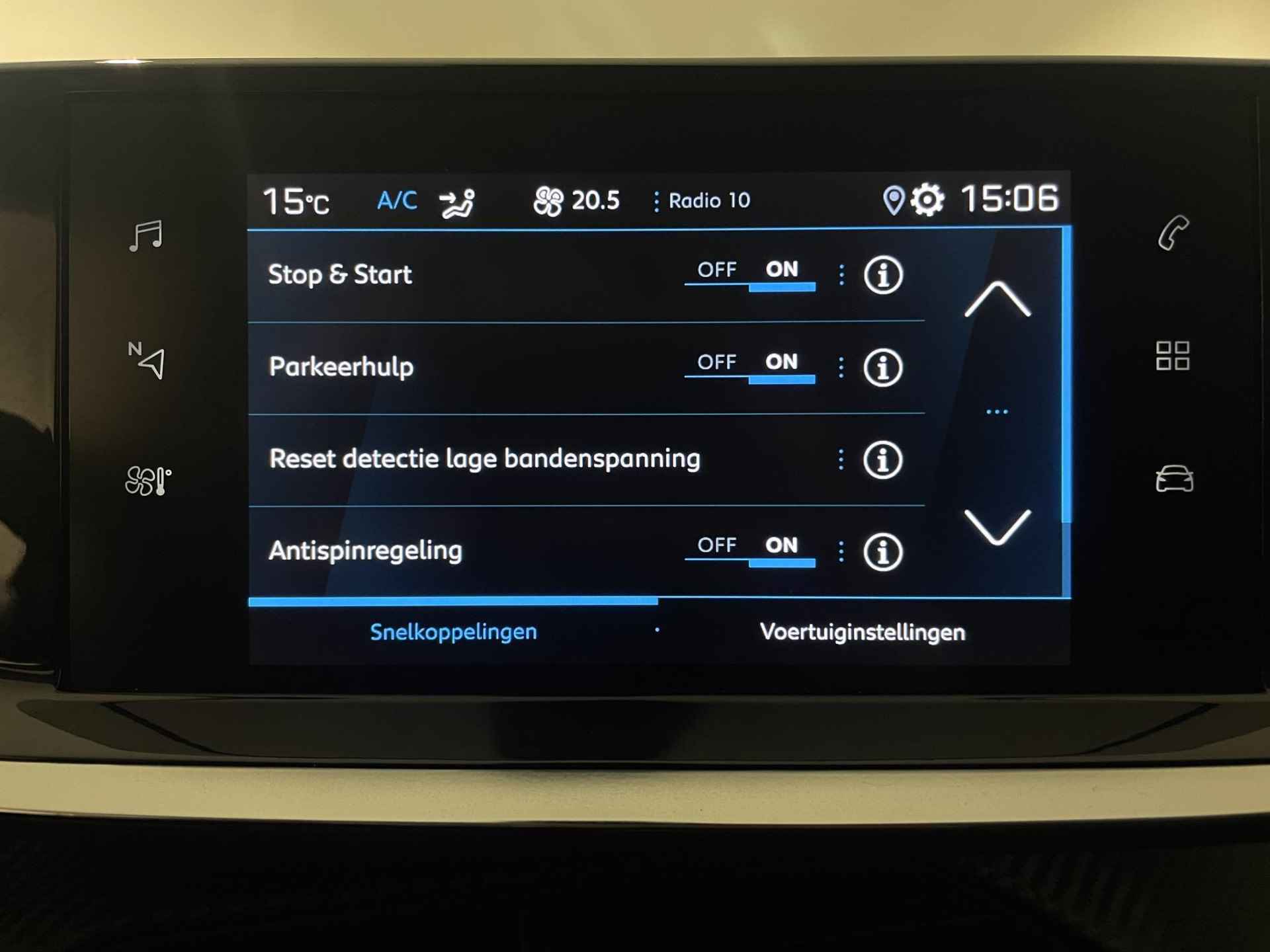 Peugeot 208 1.2 PureTech Allure | Navigatie | Camera | Climate control - 19/24