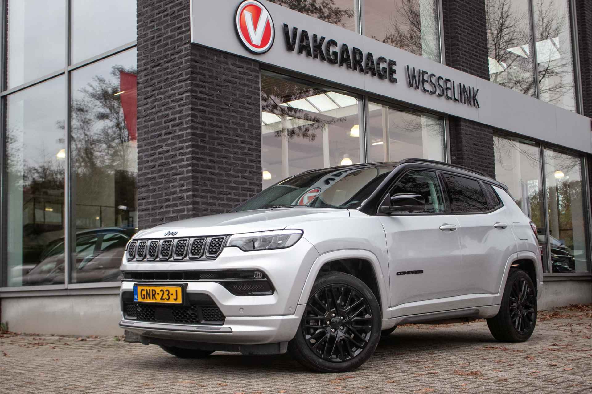 Jeep Compass 4xe 240 Plug-in Hybrid Electric S - All-in rijklrprs | Nieuwe type | 360° camera | Leer - 11/45