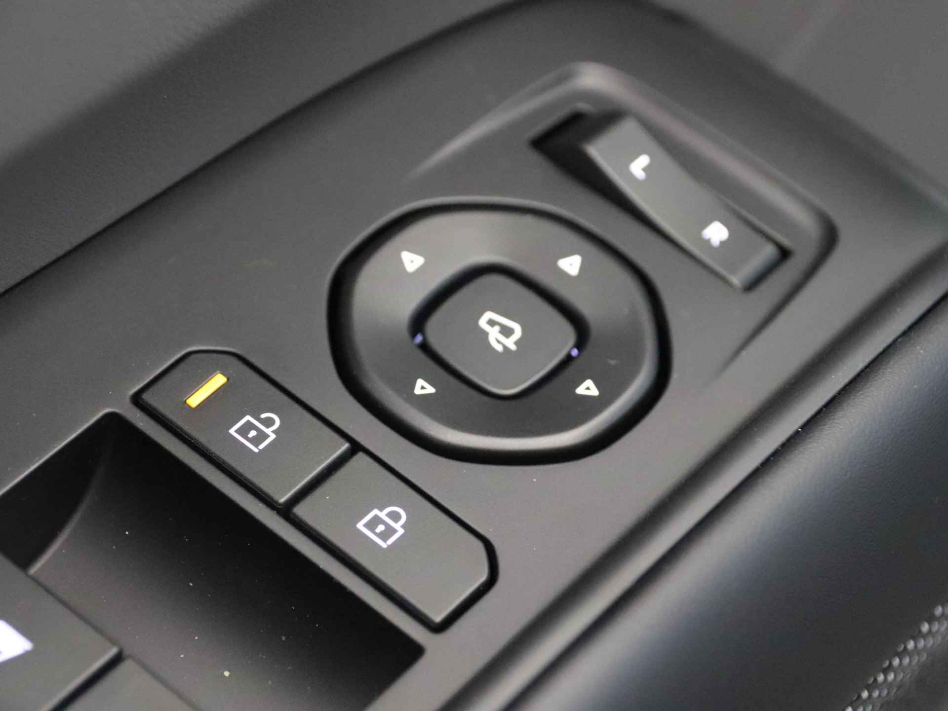 Kia EV9 Launch Edition GT-Line AWD 6p. 99.8 kWh |6-Zits Uitvoering | 505 km WLTP| Ultrasnel laden| Full Options| Bel KIA Leiderdorp: 071 760 06 00 - 41/62