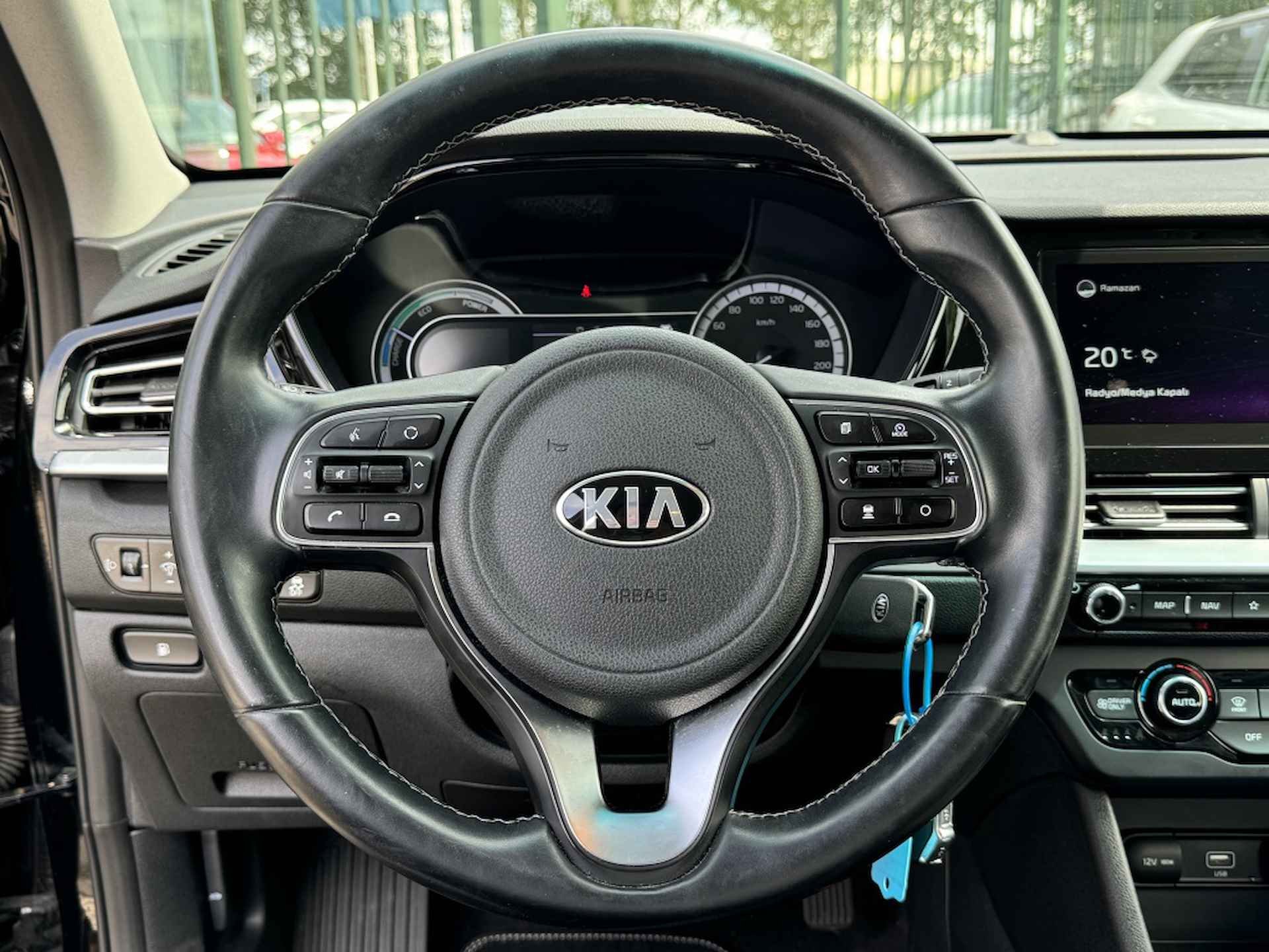 Kia Niro 1.6 GDi HYBRID DynamicLine NAVI + CAMERA - 10/18