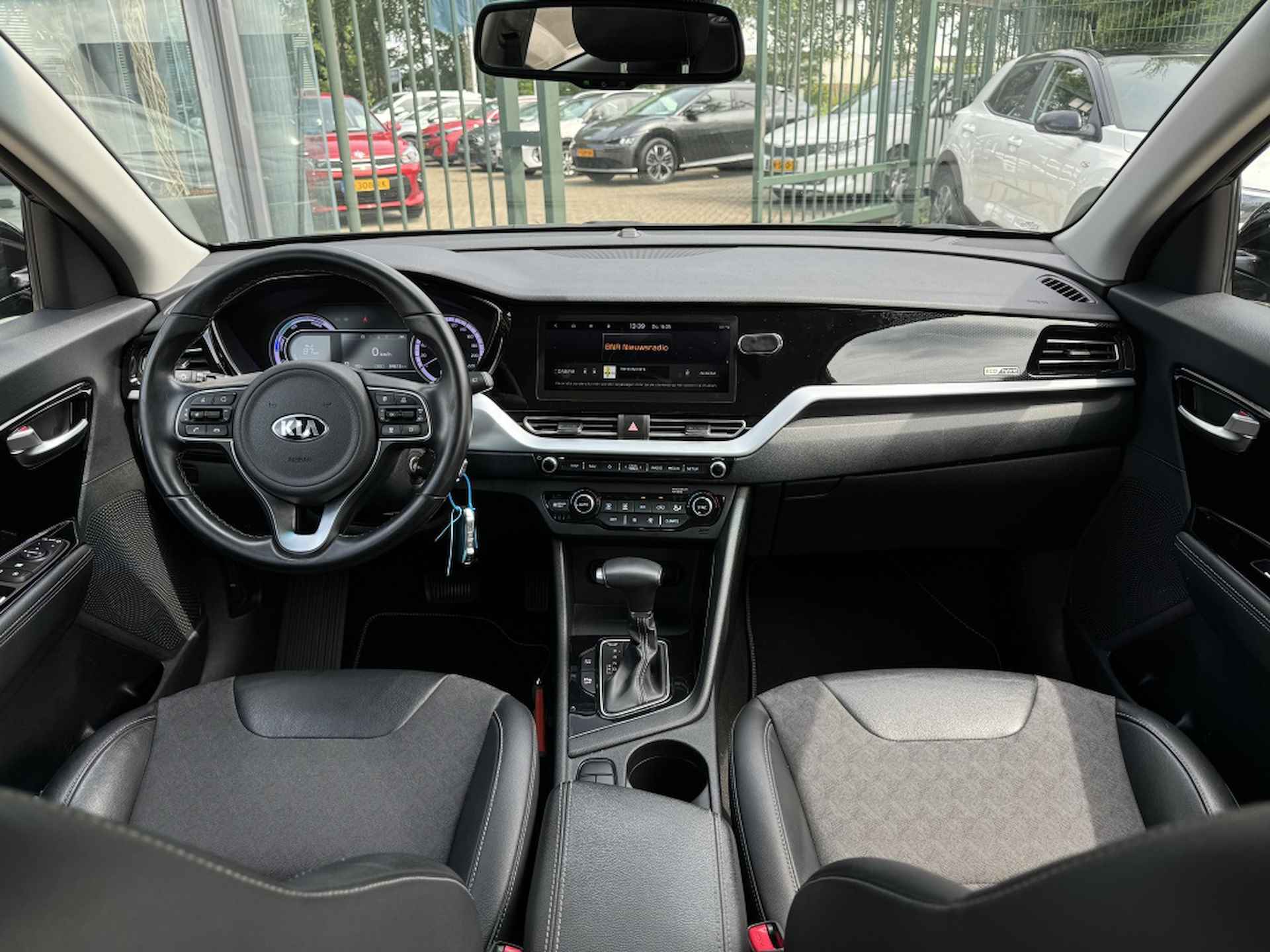 Kia Niro 1.6 GDi HYBRID DynamicLine NAVI + CAMERA - 17/18