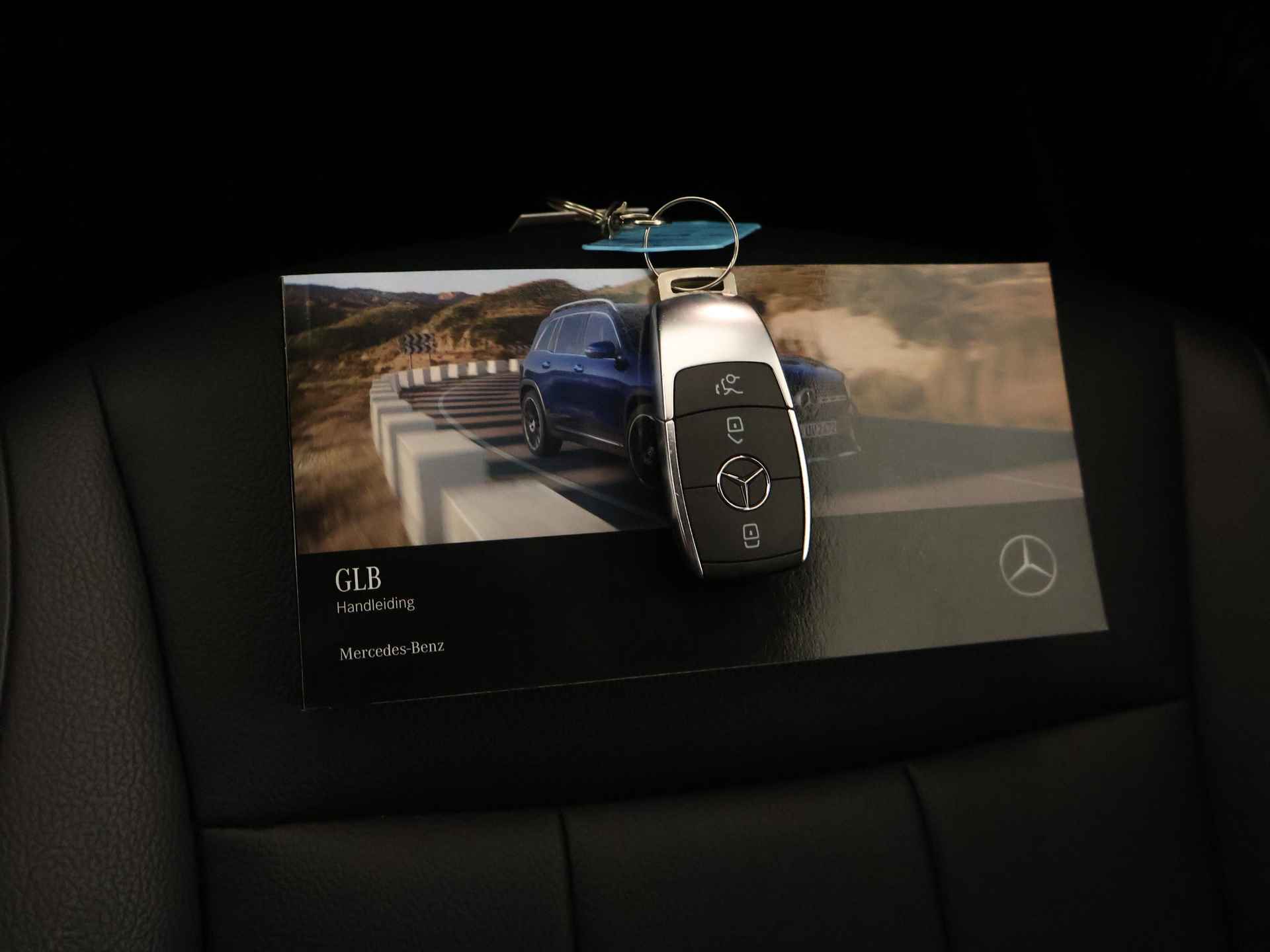 Mercedes-Benz GLB 180 Business Line | Trekhaak | Navigatie | Inclusief 24 maanden MB Certified garantie voor Europa. - 14/44