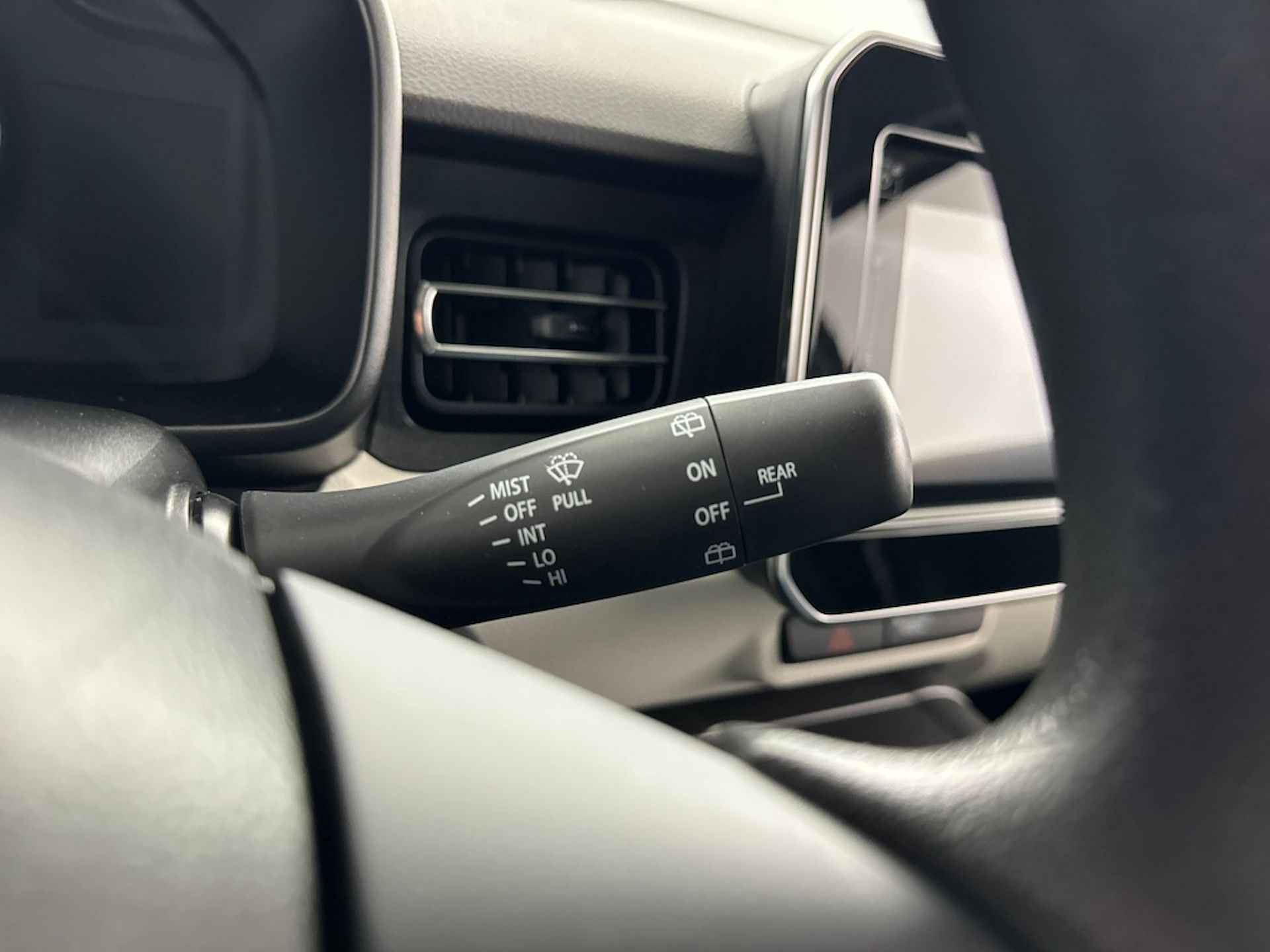 Suzuki Ignis 1.2 Select Automaat | Navigatie | Parkeercamera | Apple Carplay/Android Auto - 25/38
