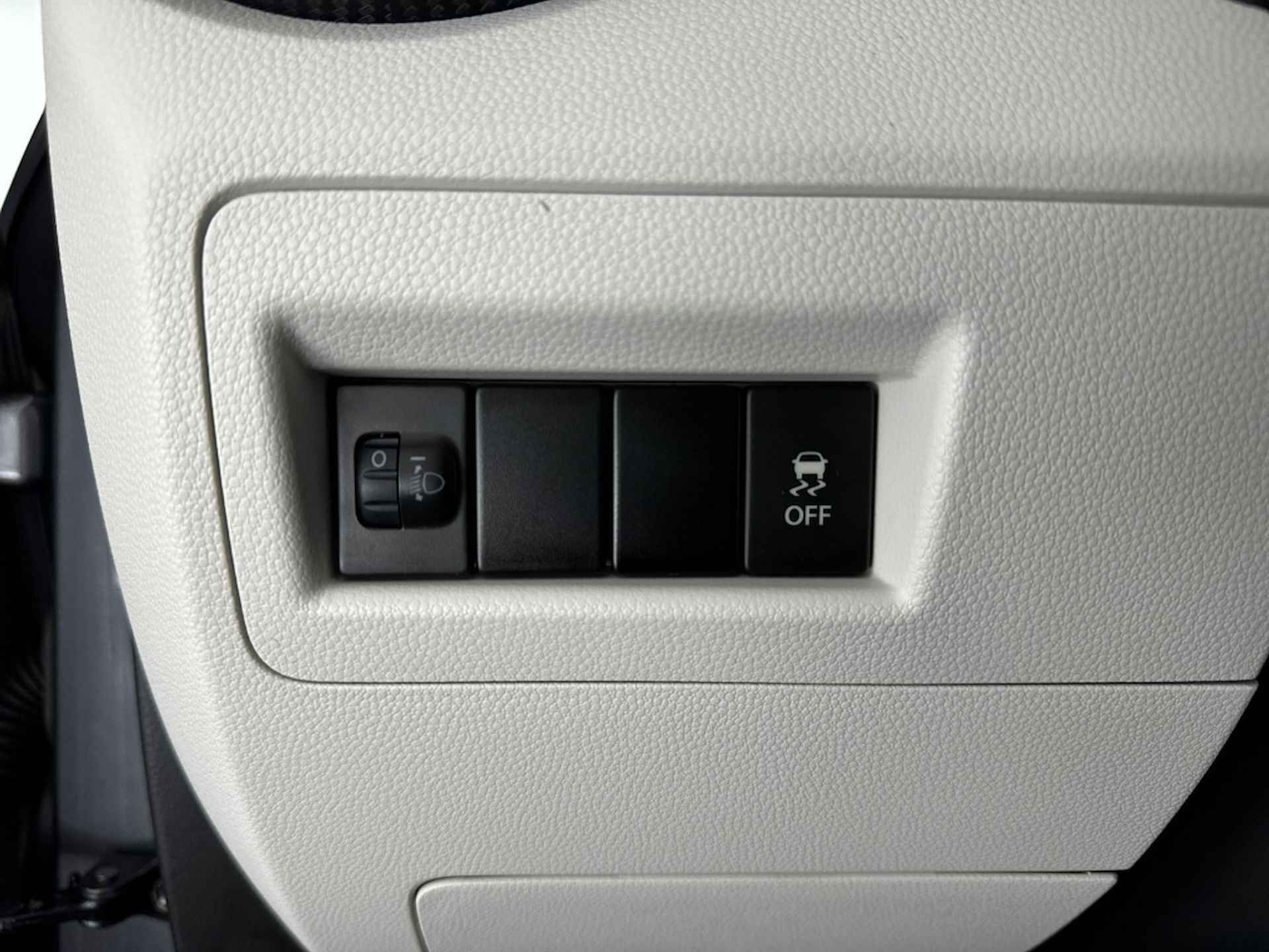Suzuki Ignis 1.2 Select Automaat | Navigatie | Parkeercamera | Apple Carplay/Android Auto - 27/38