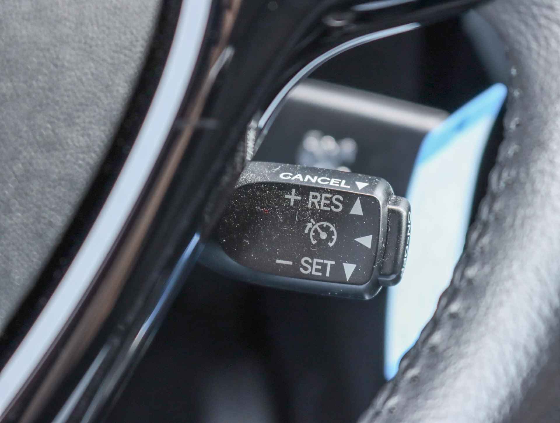 Peugeot 108 1.0 e-VTi Allure | Start/Stop | Camera | - 17/45