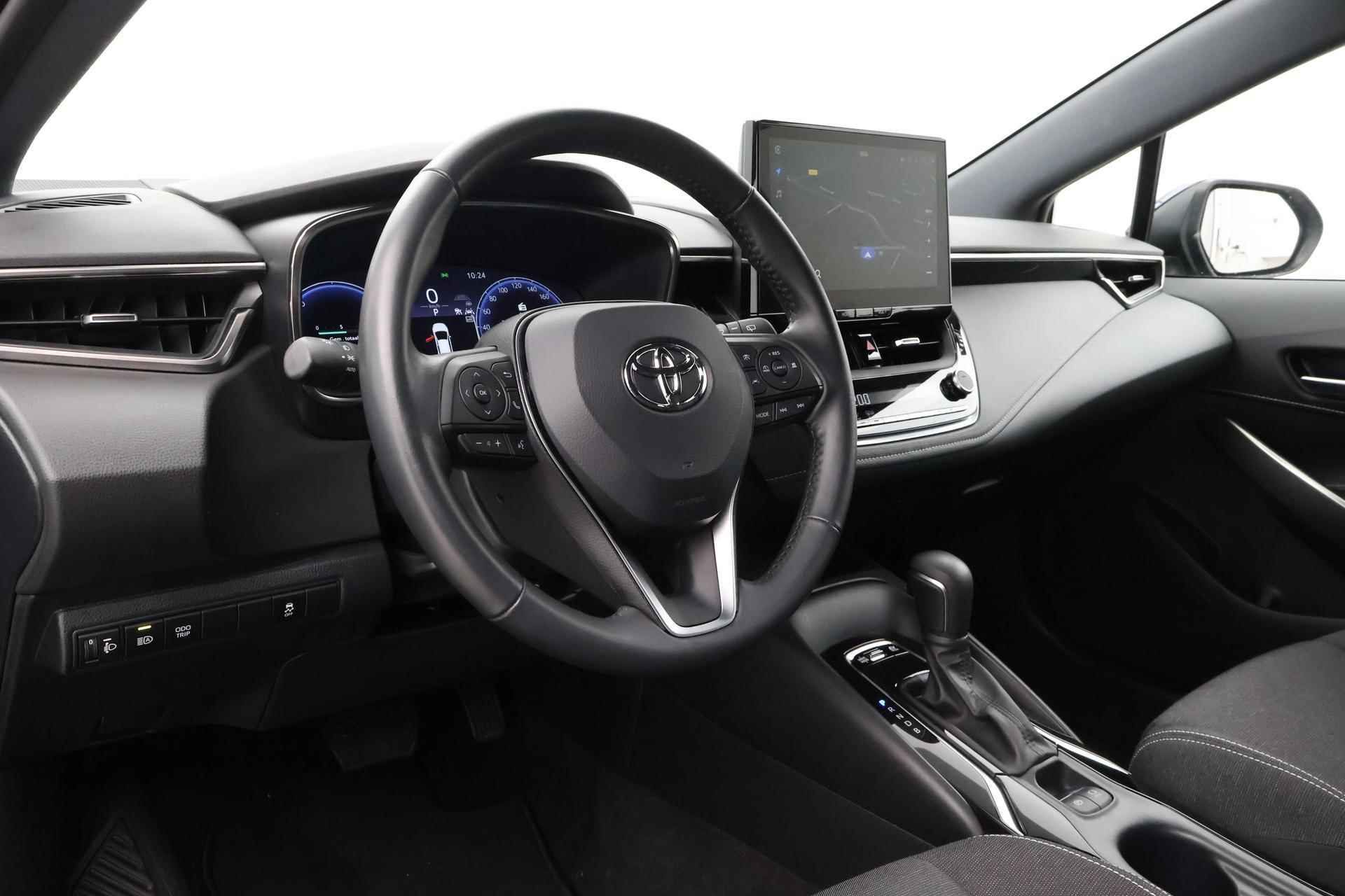 Toyota Corolla Touring Sports Hybrid 140 Active | Navigatie | Digitaal instrumentenpaneel | Adaptive Cruise Control | Clima | Camera | 16 inch | Apple Carplay / Android Auto - 2/35