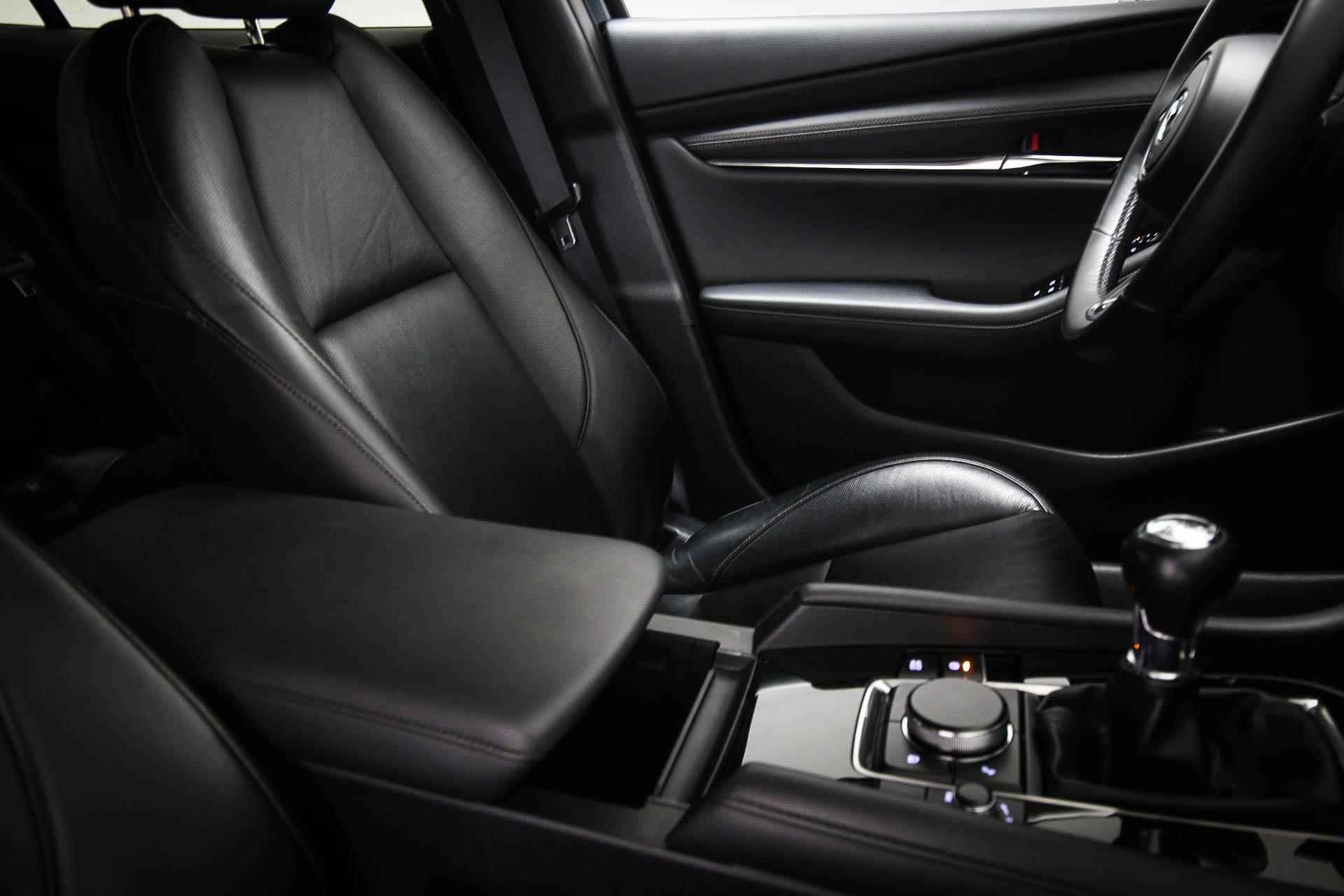Mazda 3 2.0 e-SkyActiv-X M Hybrid 180 Luxury | HEAD-UP |  LEDER | ACC | NAVIGATIE | DAB | APPLE | CAMERA | TREHAAK AFN. - 5/52