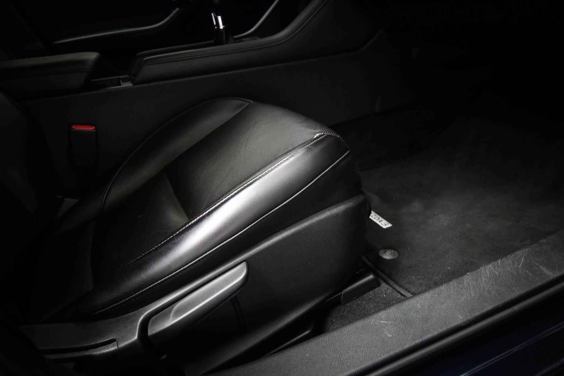 Mazda 3 2.0 e-SkyActiv-X M Hybrid 180 Luxury | HEAD-UP |  LEDER | ACC | NAVIGATIE | DAB | APPLE | CAMERA | TREHAAK AFN. - 6/52