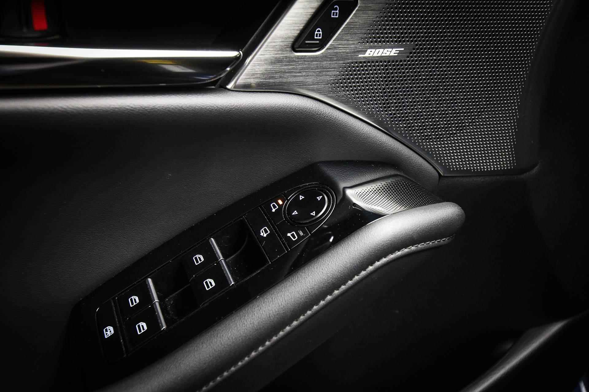 Mazda 3 2.0 e-SkyActiv-X M Hybrid 180 Luxury | HEAD-UP |  LEDER | ACC | NAVIGATIE | DAB | APPLE | CAMERA | TREHAAK AFN. - 24/52
