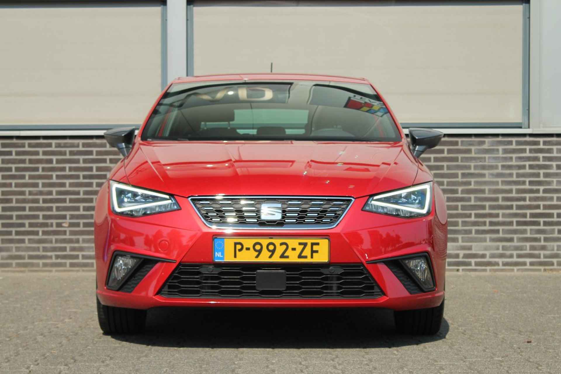 SEAT Ibiza 1.0 TSI 110PK Xcellence - Stoelverw. - Apple CarPlay - Navigatie - 12/48