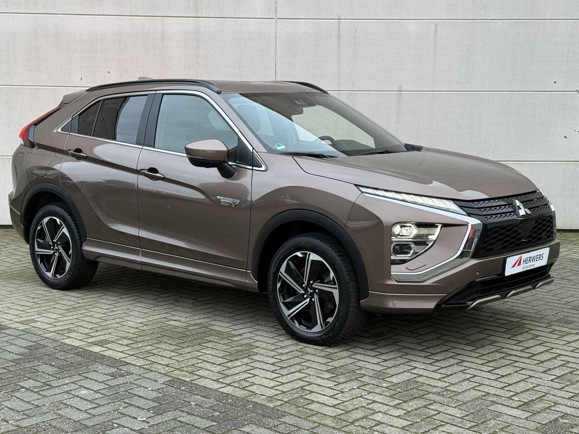 Mitsubishi Eclipse Cross 2.4 PHEV Business Executive / 1500kg Trekgewicht / 360 Camera / Dodehoekdetectie / Apple CarPlay/Android Auto / Stoel/stuurverwarming / Adaptive Cruise Control / - 4/32