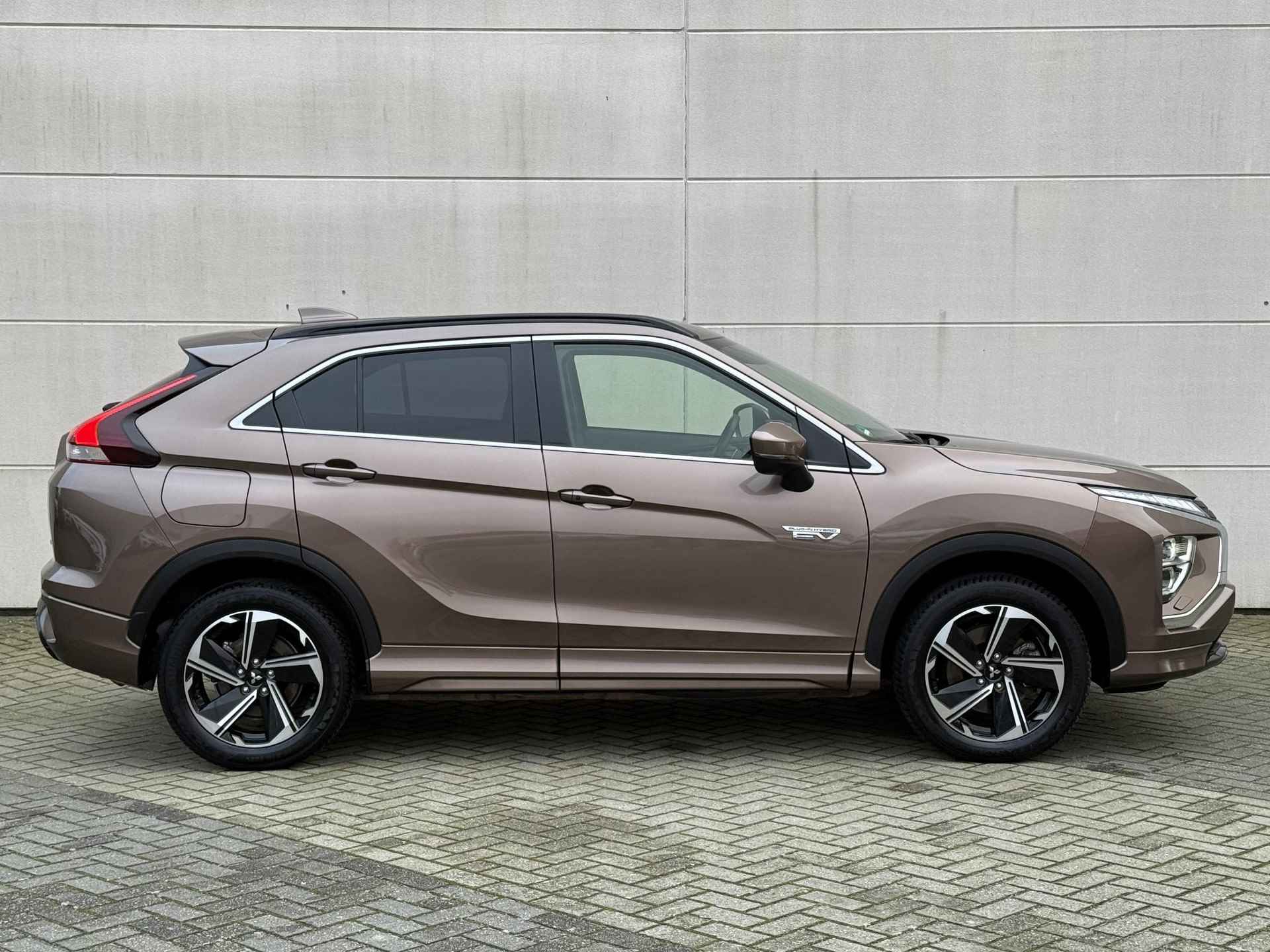 Mitsubishi Eclipse Cross 2.4 PHEV Business Executive / 1500kg Trekgewicht / 360 Camera / Dodehoekdetectie / Apple CarPlay/Android Auto / Stoel/stuurverwarming / Adaptive Cruise Control / - 9/32