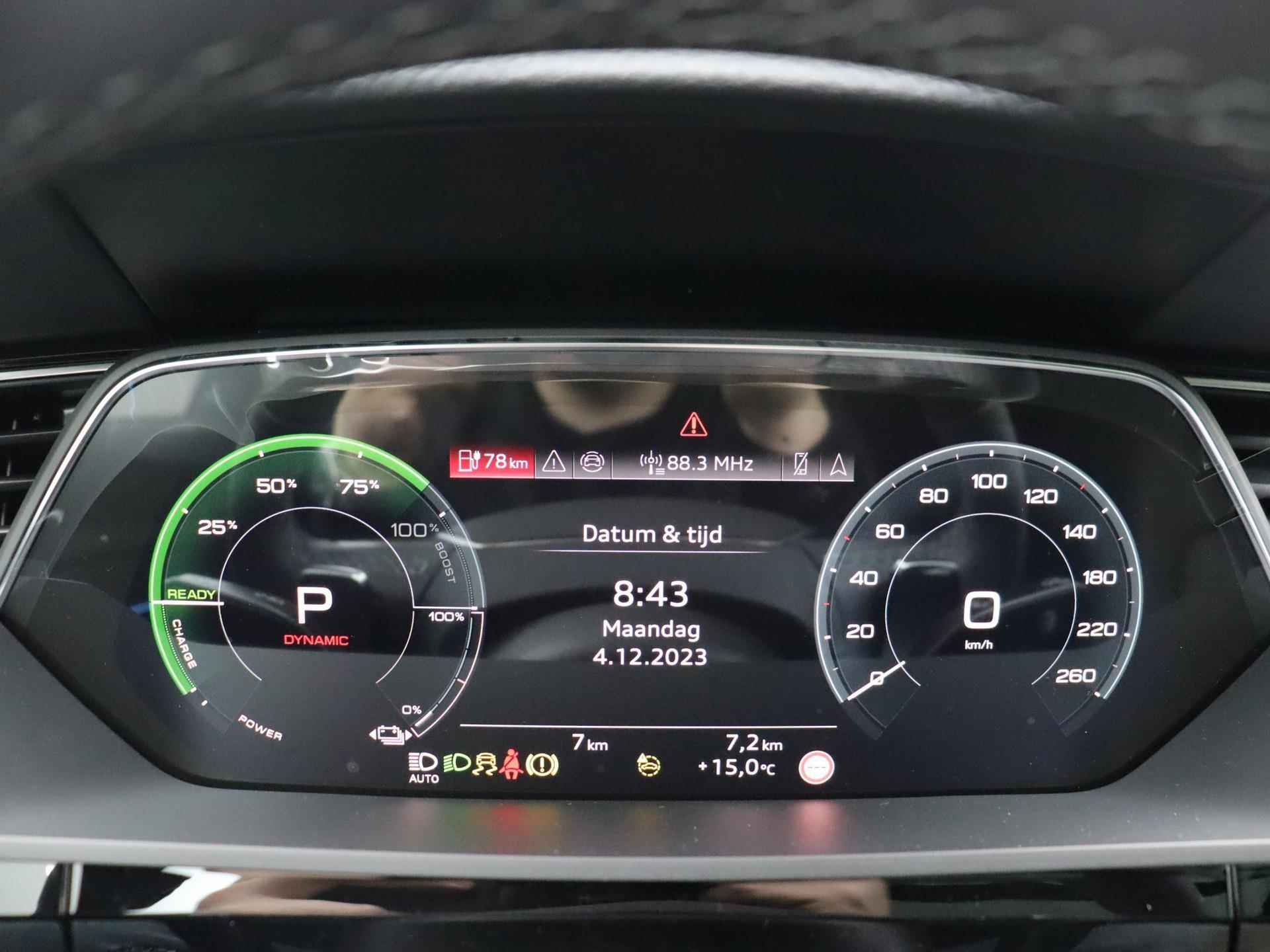 Audi Q8 e-tron 55 quattro Advanced Edition Plus 115 kWh 408 PK | Nieuw | Fabrieksgarantie | Achteruitrijcamera | Matrix koplampen | Stoelverwarming | Audi virtual cockpit plus | Lichtpakket ambient light plus | Optiekpakket zwart plus | Tweede laadaansluiting | Privacy glas | - 11/41