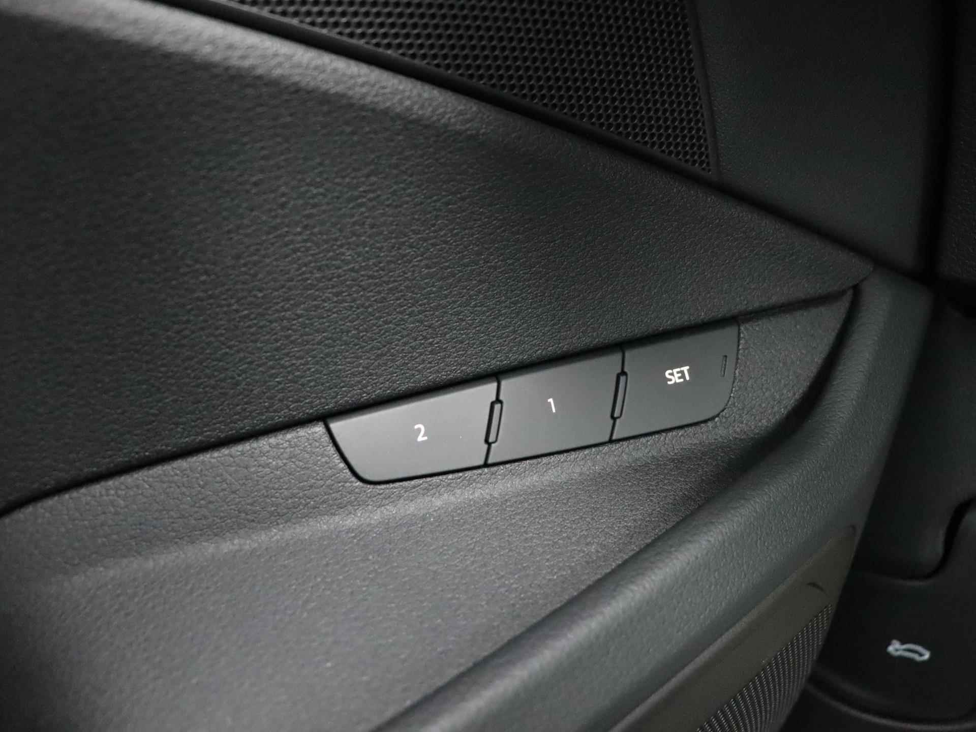 Audi Q8 e-tron 55 quattro Advanced Edition Plus 115 kWh 408 PK | Nieuw | Fabrieksgarantie | Achteruitrijcamera | Matrix koplampen | Stoelverwarming | Audi virtual cockpit plus | Lichtpakket ambient light plus | Optiekpakket zwart plus | Tweede laadaansluiting | Privacy glas | - 25/41
