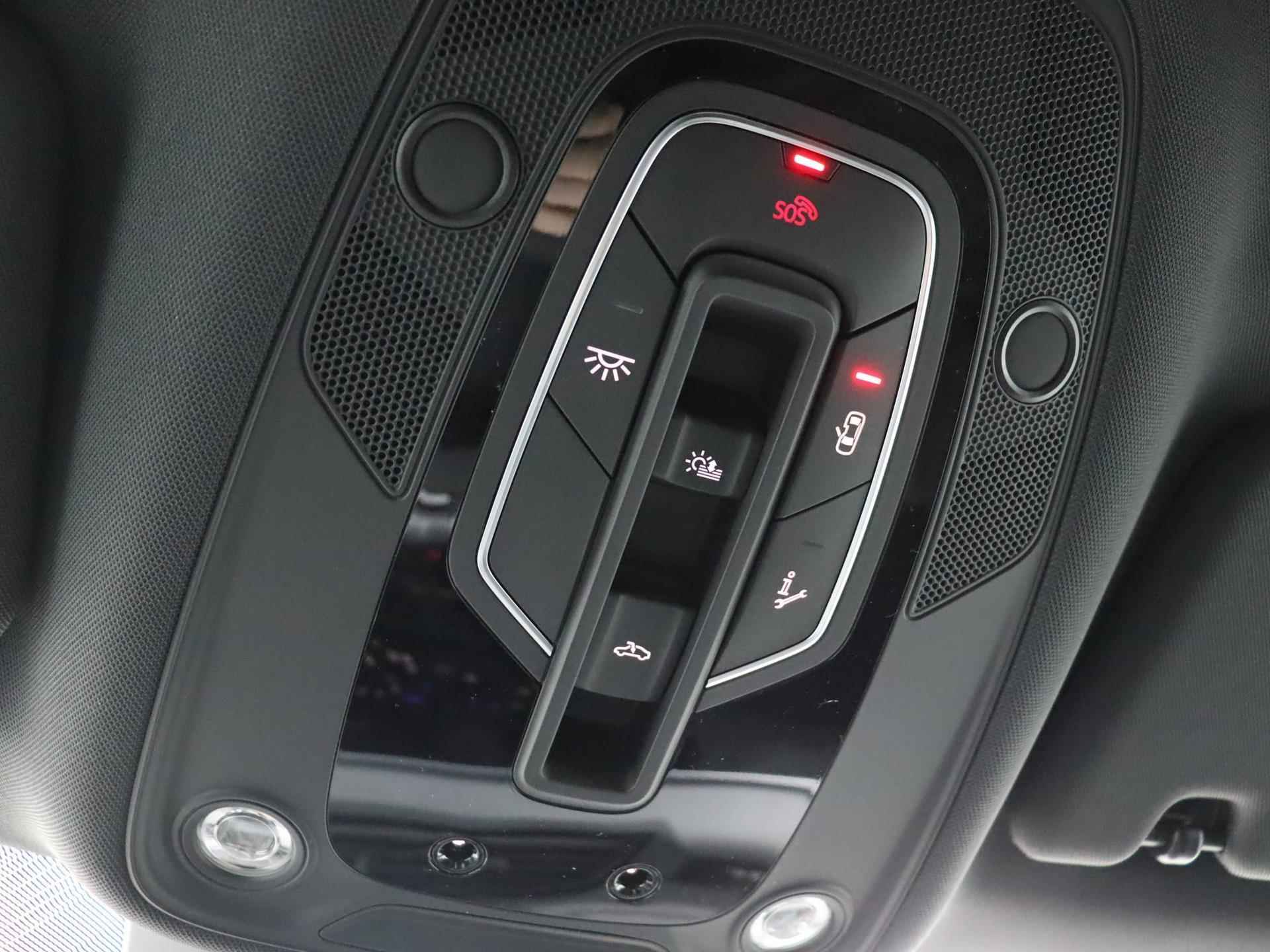 Audi Q8 e-tron 55 quattro Advanced Edition Plus 115 kWh 408 PK | Nieuw | Fabrieksgarantie | Achteruitrijcamera | Matrix koplampen | Stoelverwarming | Audi virtual cockpit plus | Lichtpakket ambient light plus | Optiekpakket zwart plus | Tweede laadaansluiting | Privacy glas | - 31/41