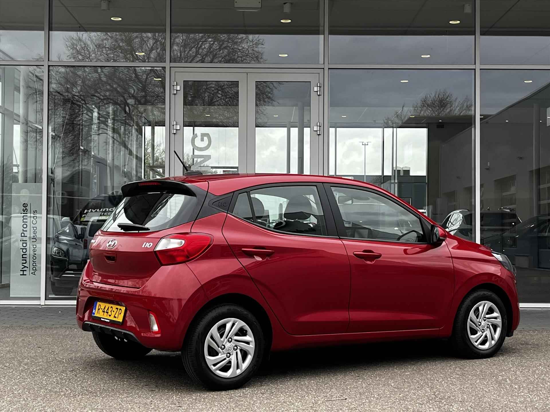 HYUNDAI I10 1.0i 67pk Comfort | Apple carplay / Android auto | Lichtsensor - 7/25