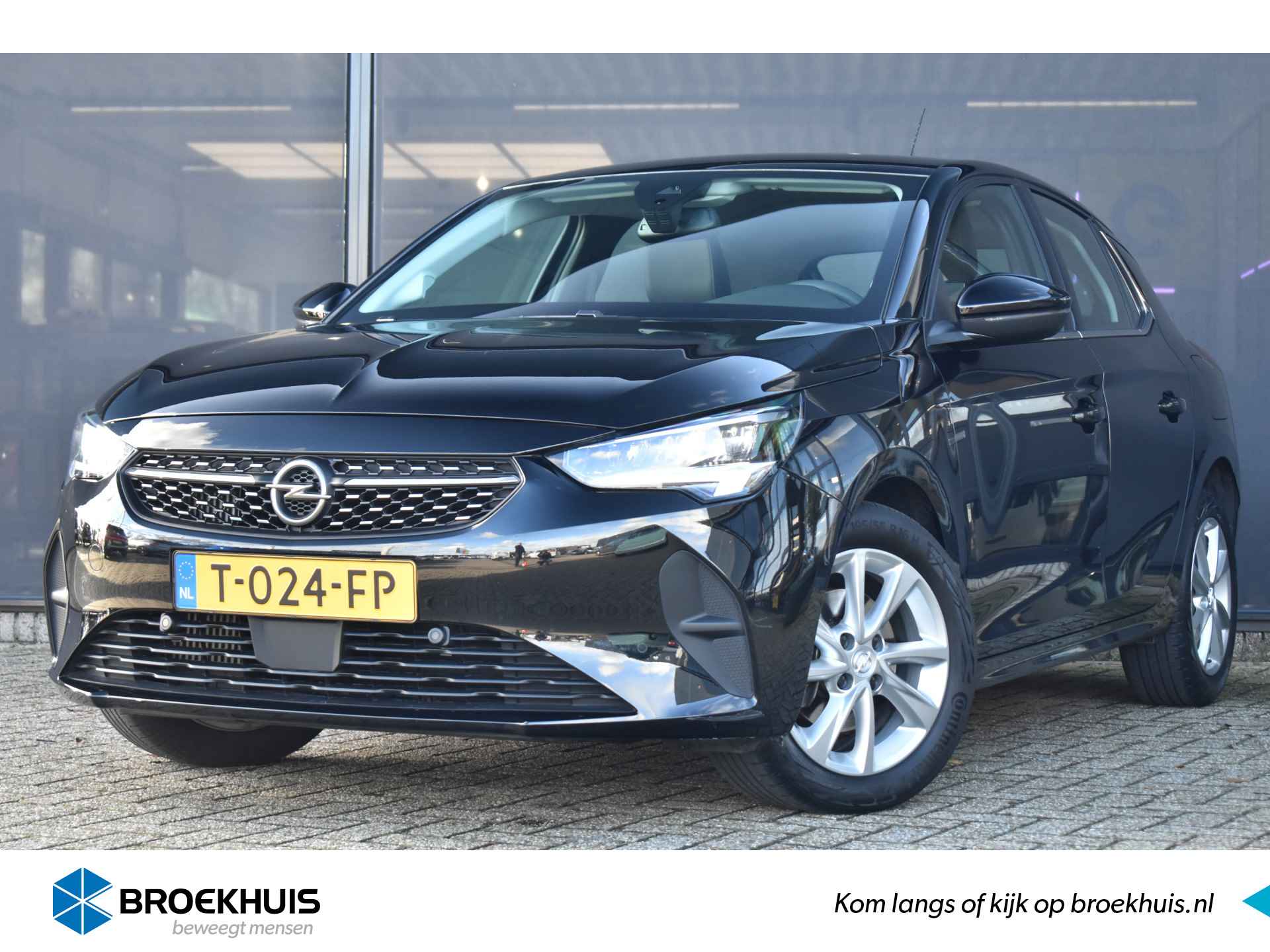 Opel Corsa 1.2 Level 3 Elegance 100pk | Navigatie by App | Achteruitrijcamera | Dodehoek-Sensor | Full-LED | Airco | Cruise Control | 16"LM