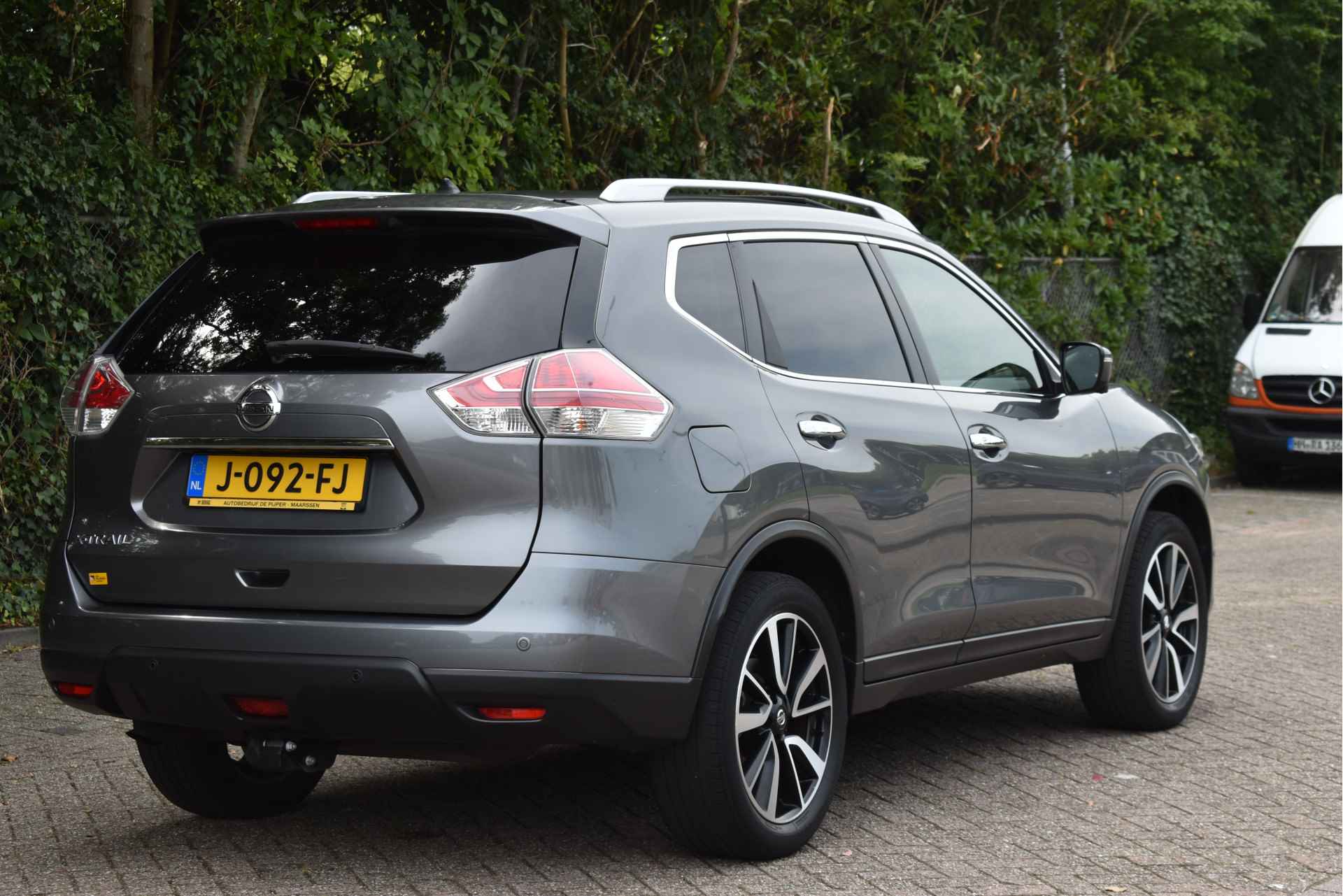 Nissan X-Trail 1.6 DIG-T Connect Edition 164 pk | Vol | Afn.haak | Open dak | 360gr. camera | Keyless | DAB | Elekt.stoelen | Xenon - 8/65