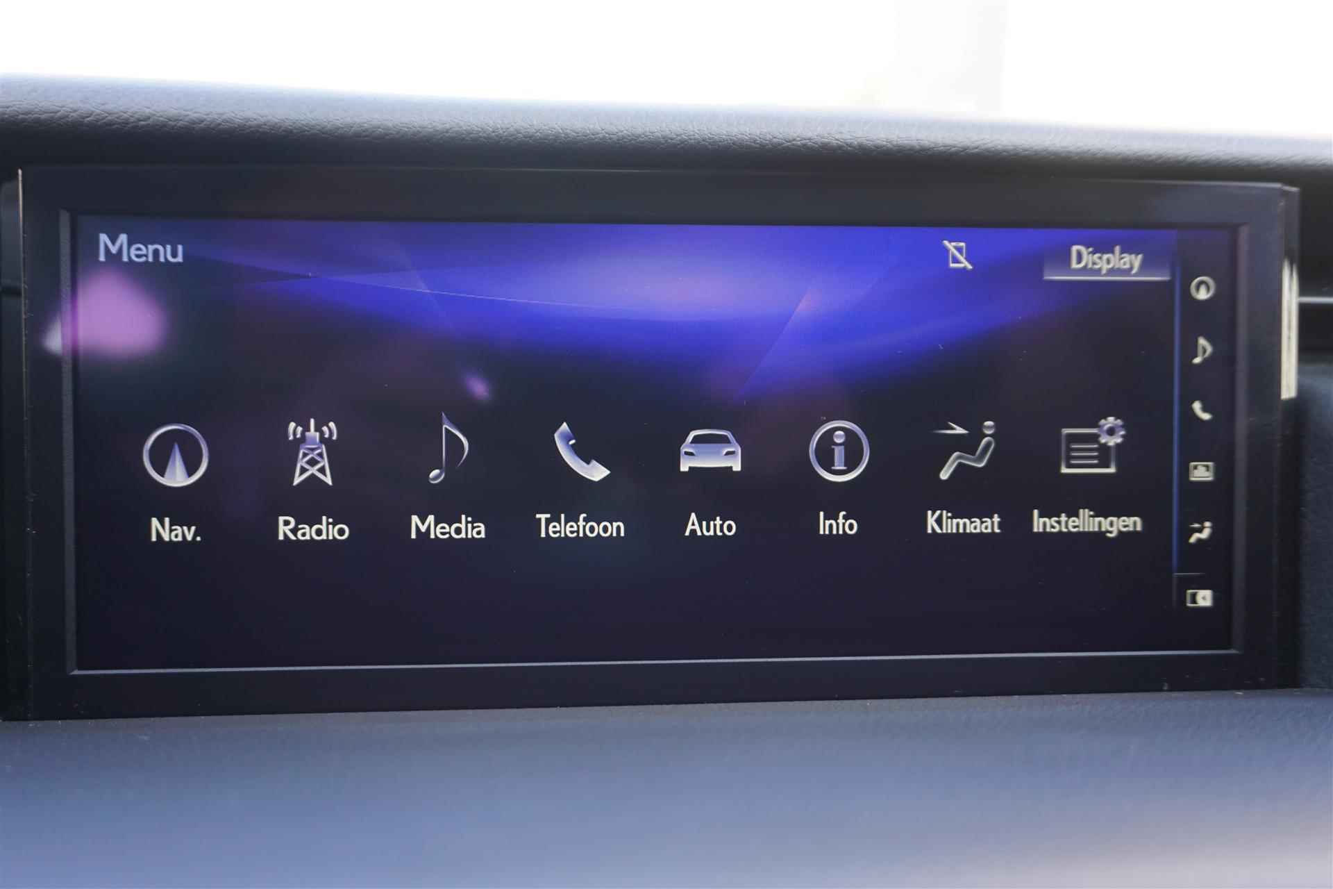 Lexus IS 300h Hybrid Dealer-onderhouden|Premium-Navigatie|Stoelverwarming|Business Line - 14/41