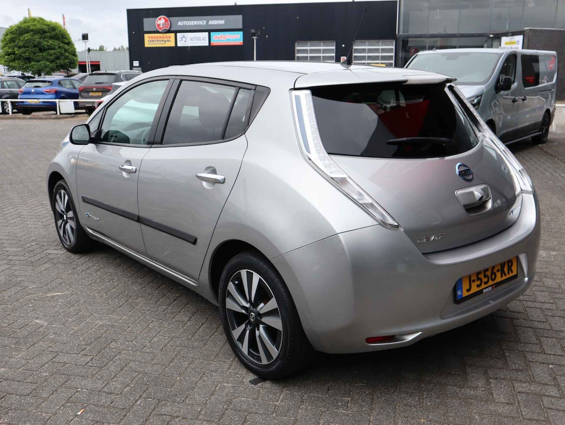 Nissan LEAF Tekna 30 kWh / Bose Audio / Stoelverwarming - 3/32