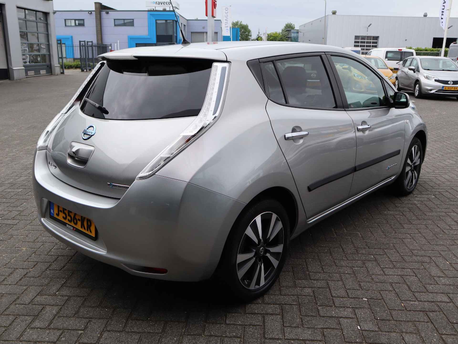 Nissan LEAF Tekna 30 kWh / Bose Audio / Stoelverwarming - 5/32