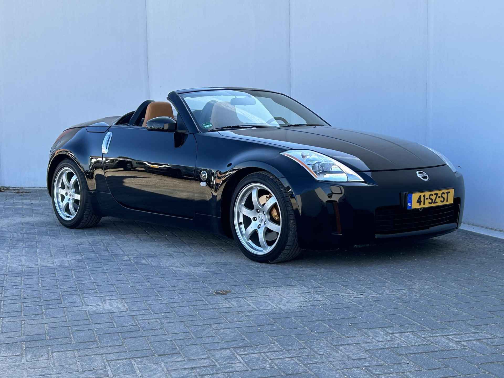 Nissan 350Z Roadster 3.5 V6 / CABRIO / AIRCO / ACHTERUITRIJCAMERA / BREMBO REMMEN / CRUISE CONTROL / 280PK - 28/40