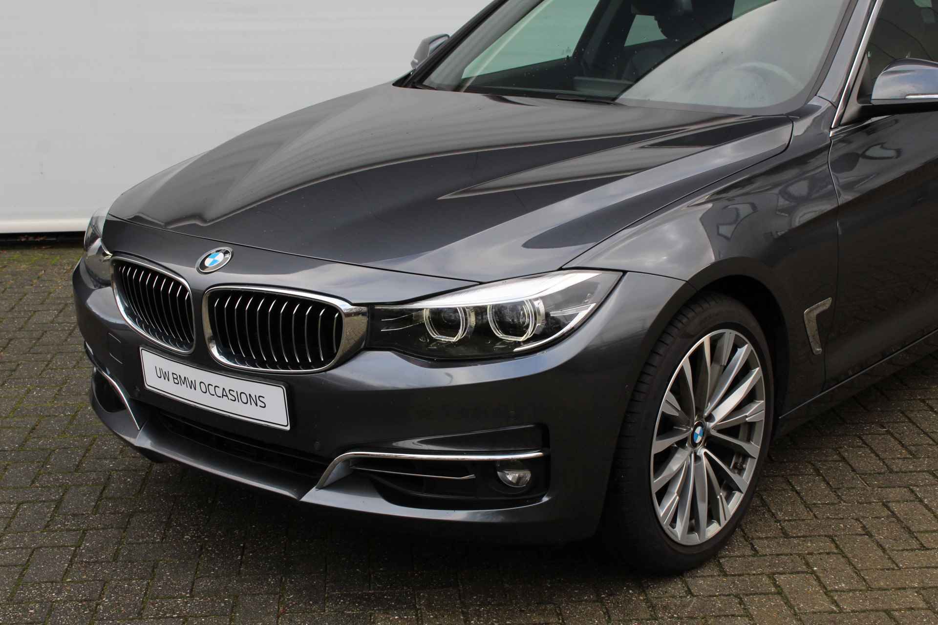 BMW 3-serie Gran Turismo 320i High Executive Luxury Line Automaat / Panoramadak / Achteruitrijcamera / Sportstoelen / LED / Stoelverwarming / Head-Up / Park Assistant / Lane Change Warning - 22/30