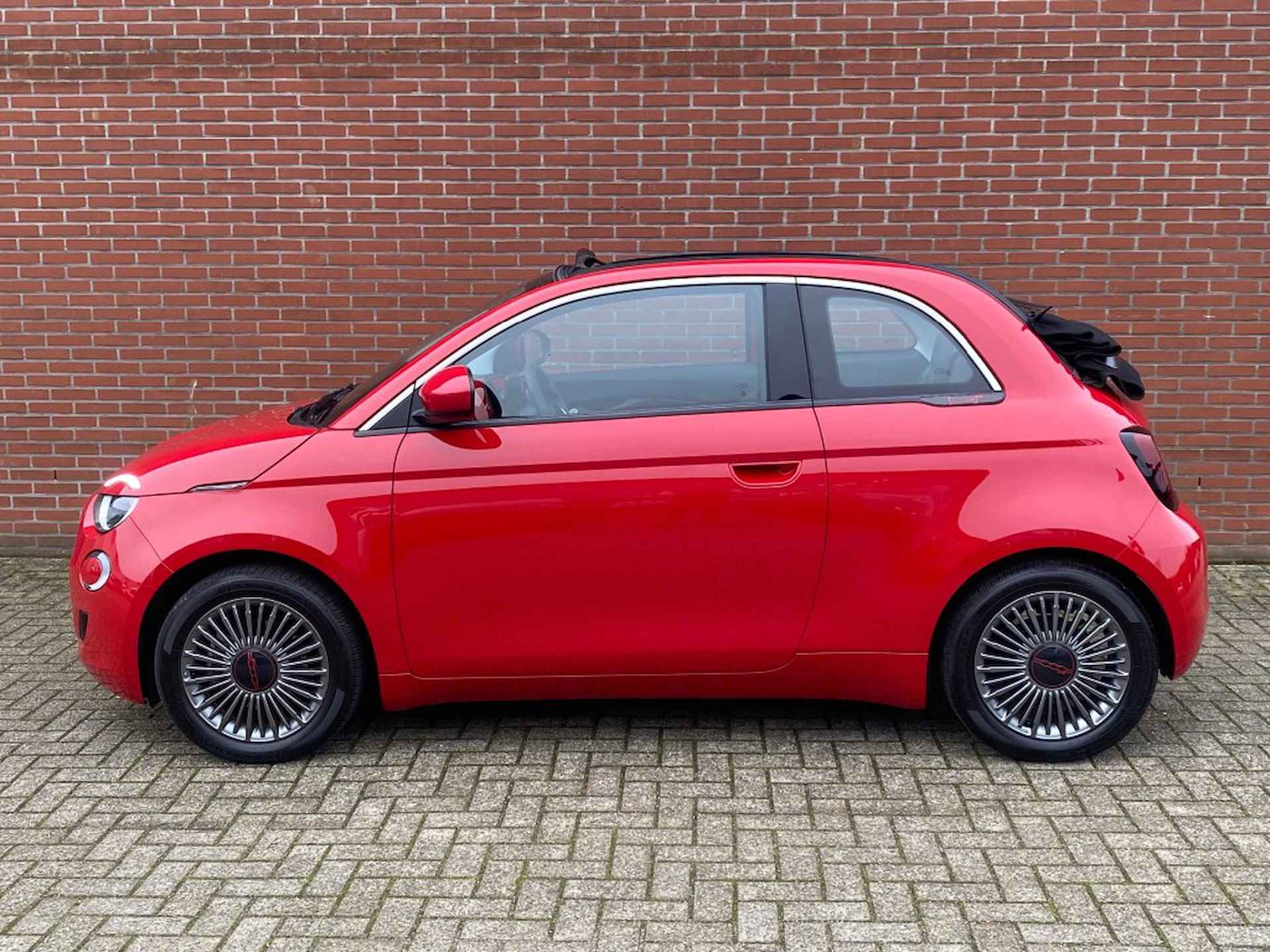 FIAT 500e CABRIO RED 42 KWH STOELVERWARMING NAV CRUISE CARPLAY DAB LMV - 3/21