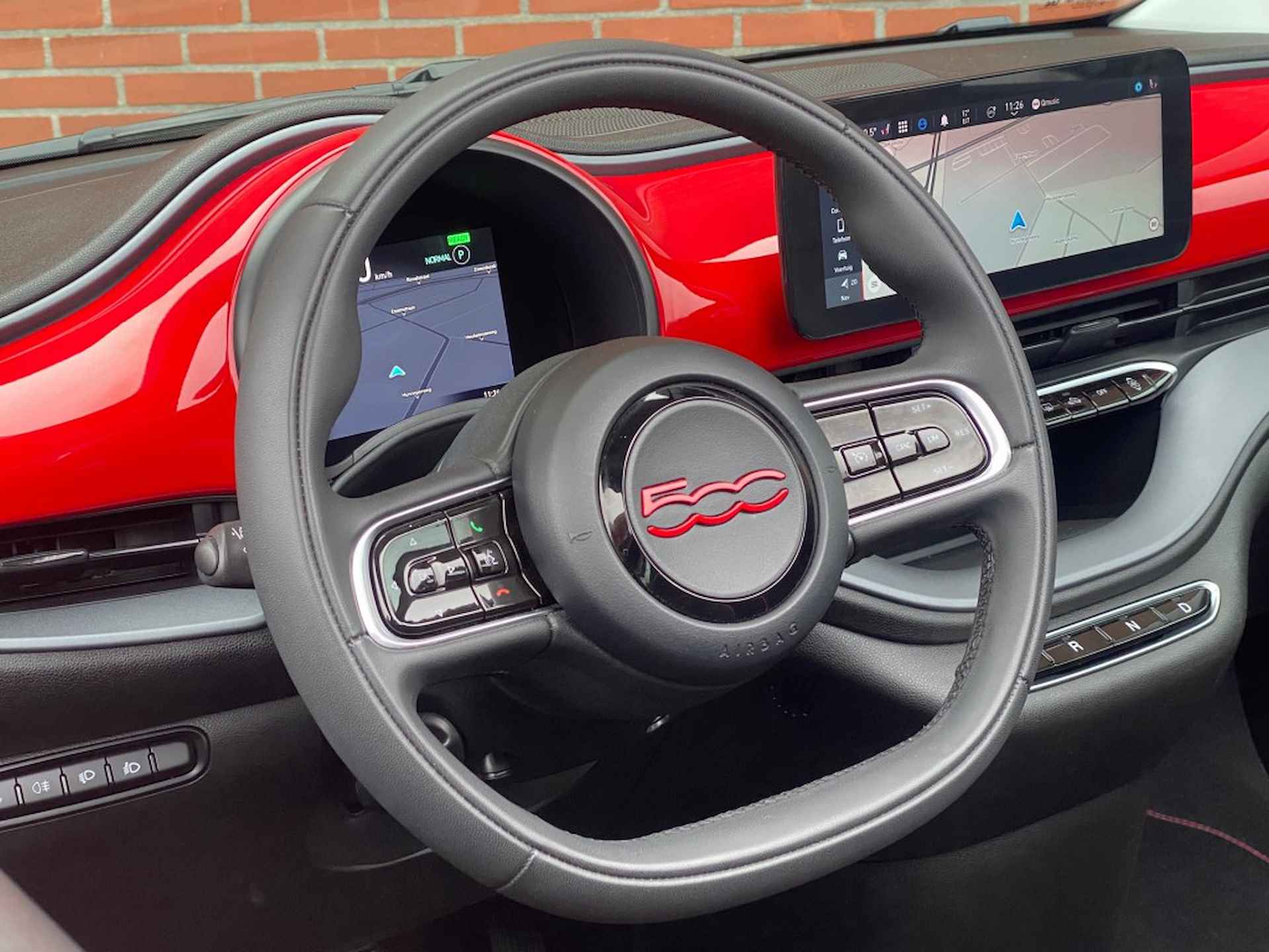 FIAT 500e CABRIO RED 42 KWH STOELVERWARMING NAV CRUISE CARPLAY DAB LMV - 8/21