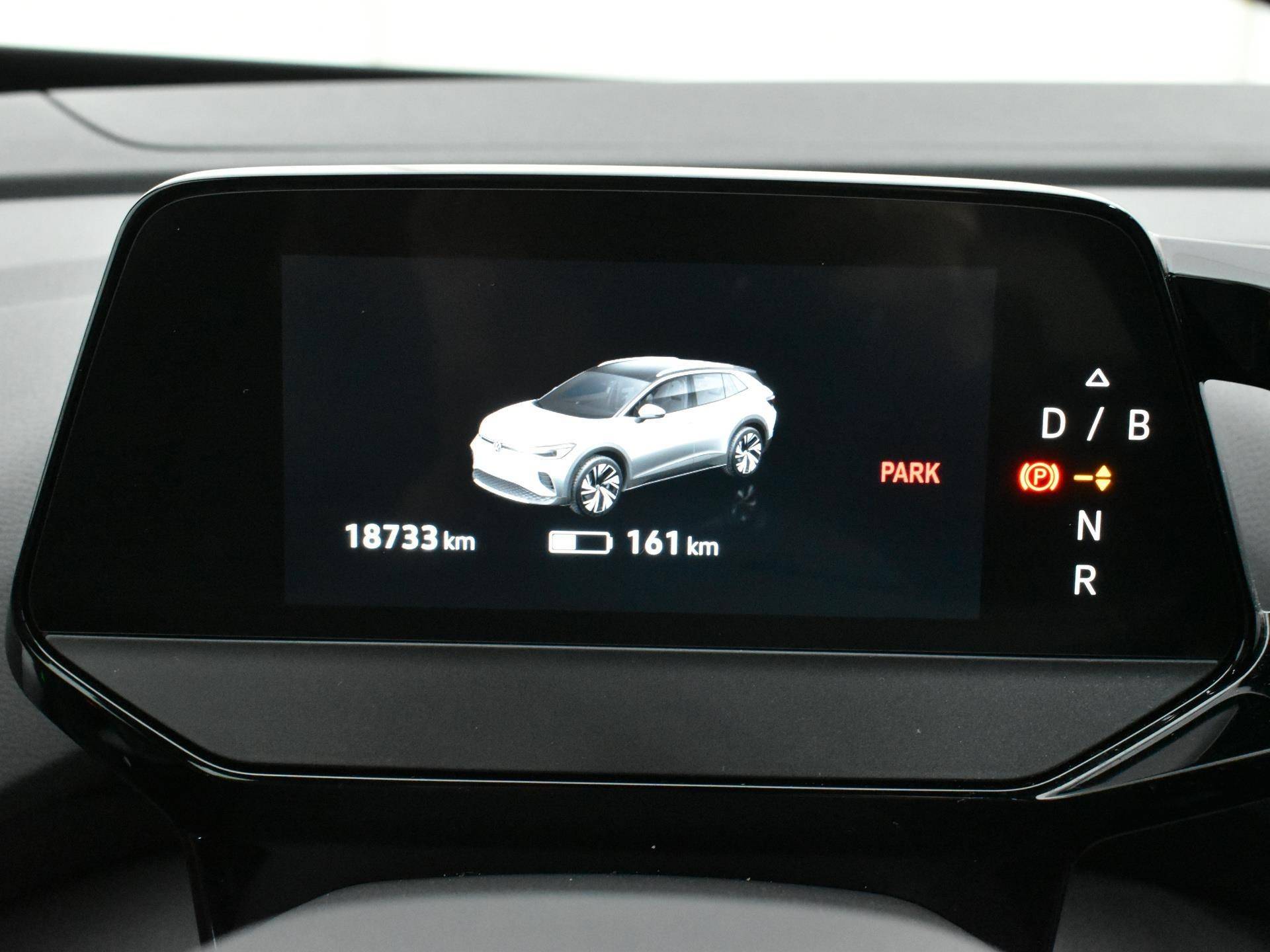 Volkswagen ID.4 First 77 kWh 204 PK [ Automaat | Warmtepomp | Navigatie | Apple carplay | Android auto | Parkeersensoren | Camera | Lichtmetalen velgen | Adaptive cruise control | Climate control | Stoelverwarming | Stuurverwarming | - 20/23