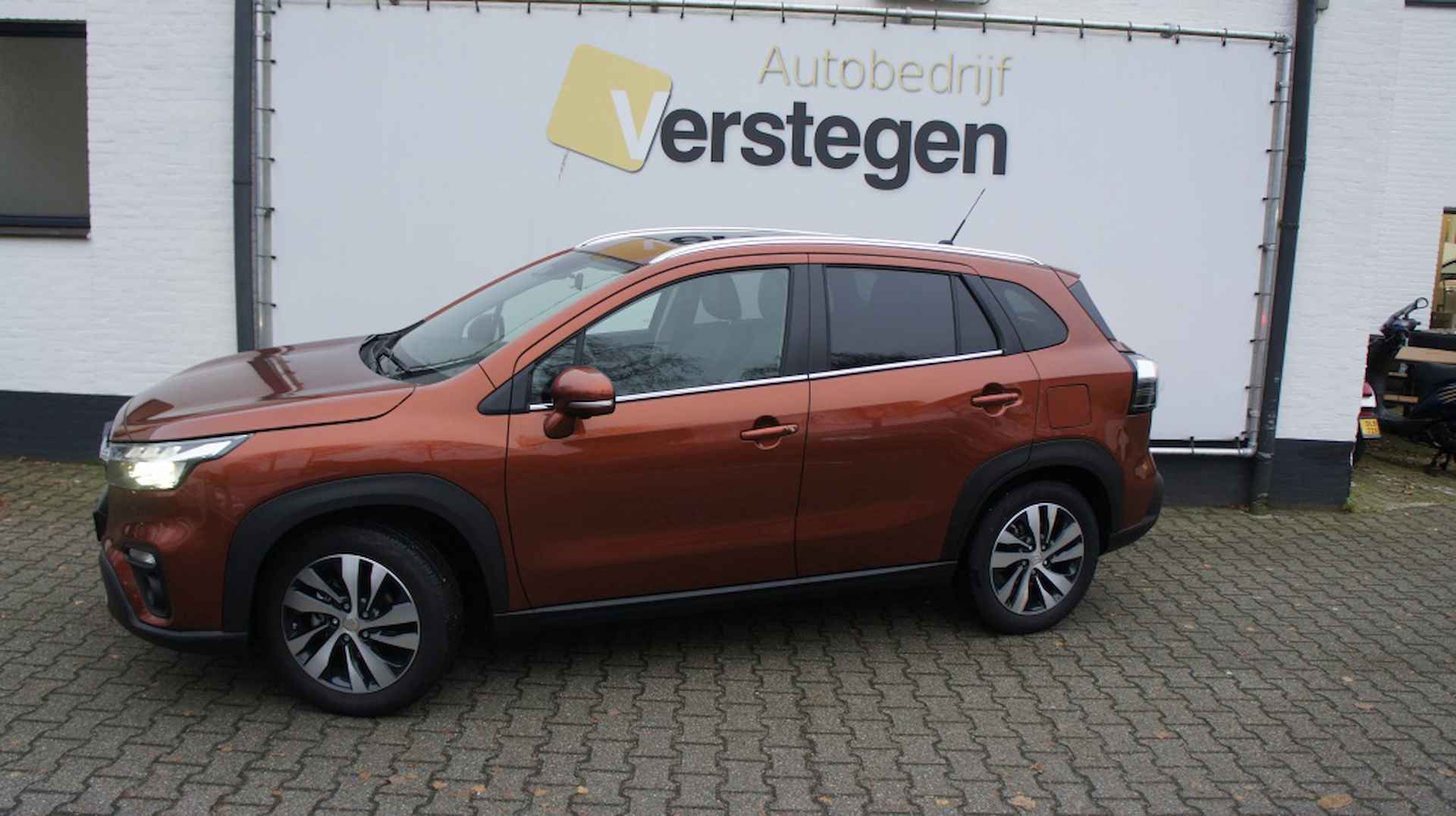 Suzuki S-Cross