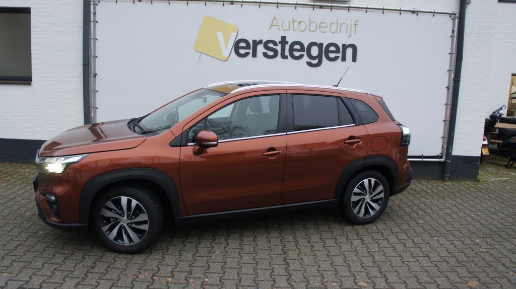 Suzuki S-Cross 1.4 B.jet Style SMART HYBRID 1500 KG AHG