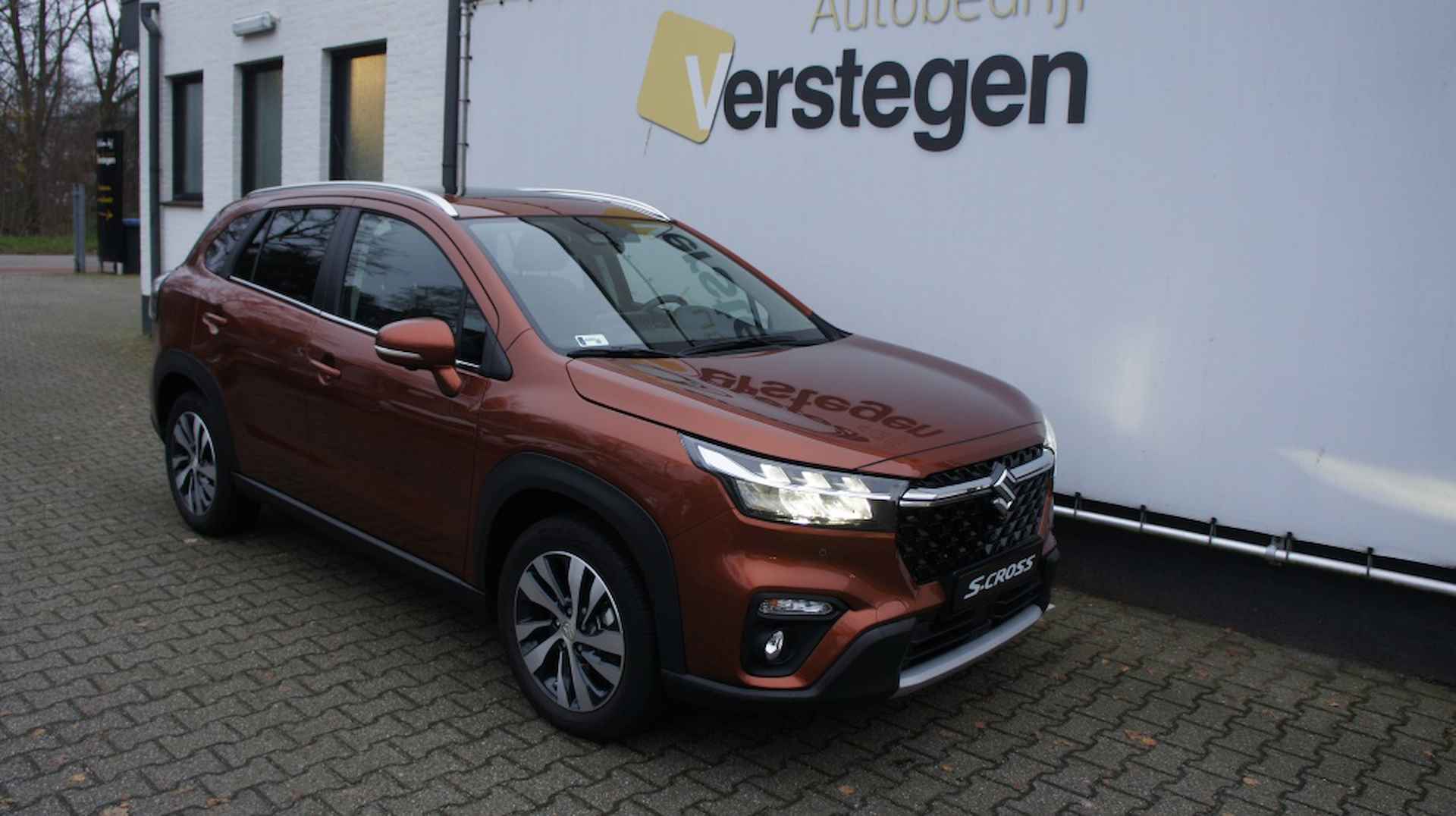 Suzuki S-Cross 1.4 B.jet Style SMART HYBRID 1500 KG AHG - 22/23