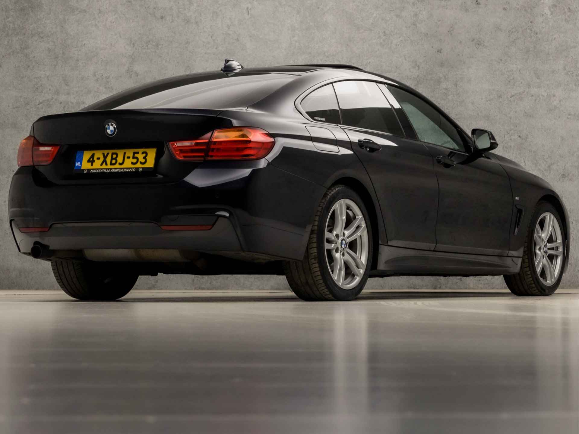 BMW 4 Serie Gran Coupé 420i Executive M Sport 184Pk Automaat (SCHUIFDAK, M PAKKET, NAVIGATIE, CLIMATE, STOELVERWARMING, LEDEREN SPORTSTOELEN, GETINT GLAS, PARKEERSENSOREN, CRUISE, NIEUWE APK, NIEUWSTAAT) - 5/38